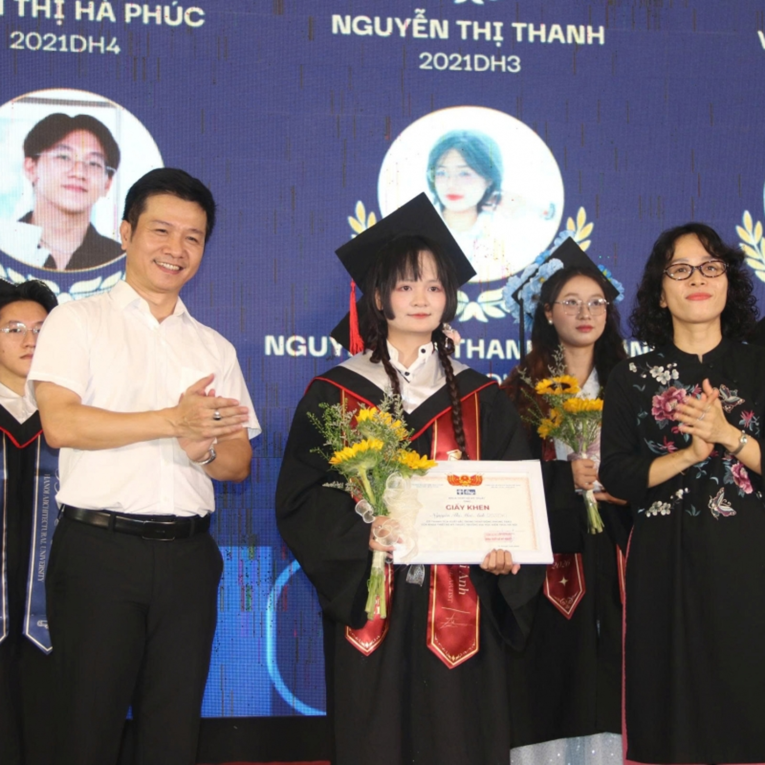 Tiêu điểm - 281 tân cử nhân Khoa Thiết kế Mỹ thuật: Sẵn sàng cho hành trình sáng tạo