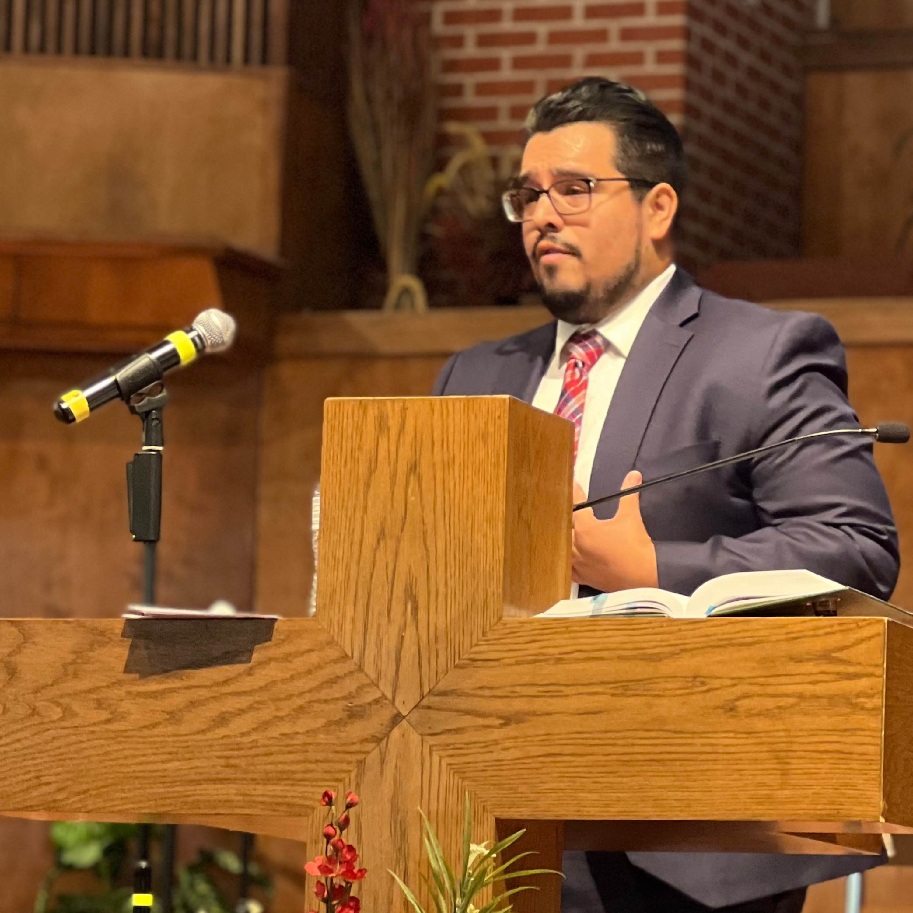 Carin Solis | Cuando la Autoridad de Jesús nos Confronta | Marcos 11:27-33 | Miércoles 14, 8, 2024 episode artwork