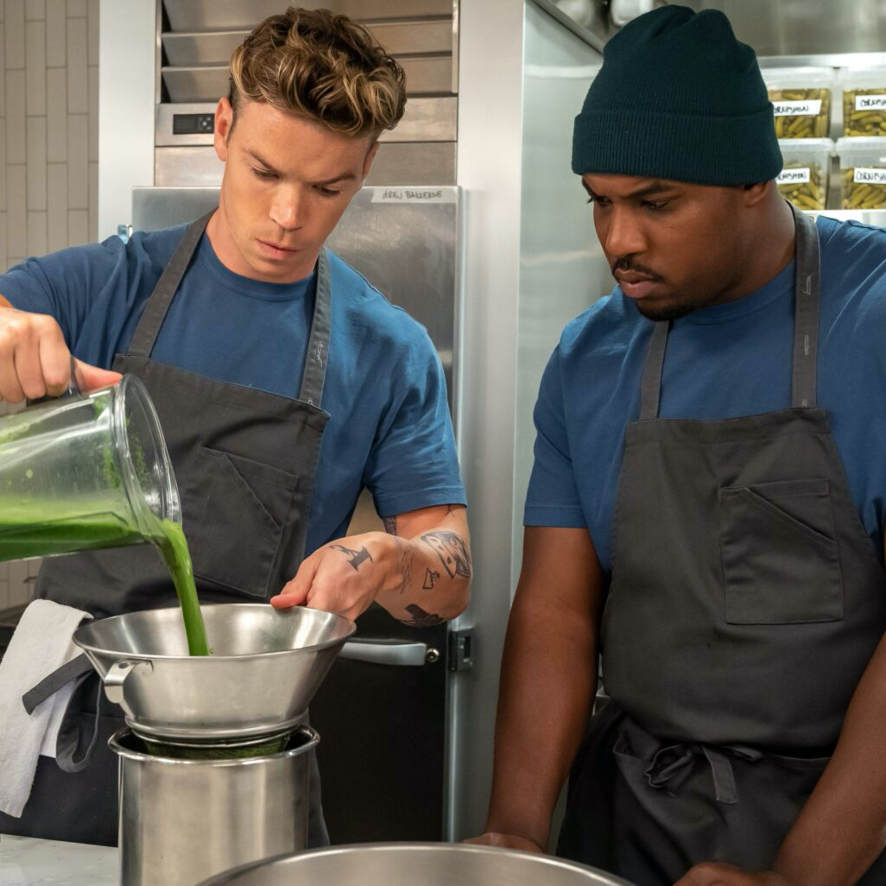 The Bear S2 E3-5 - Hjaelp