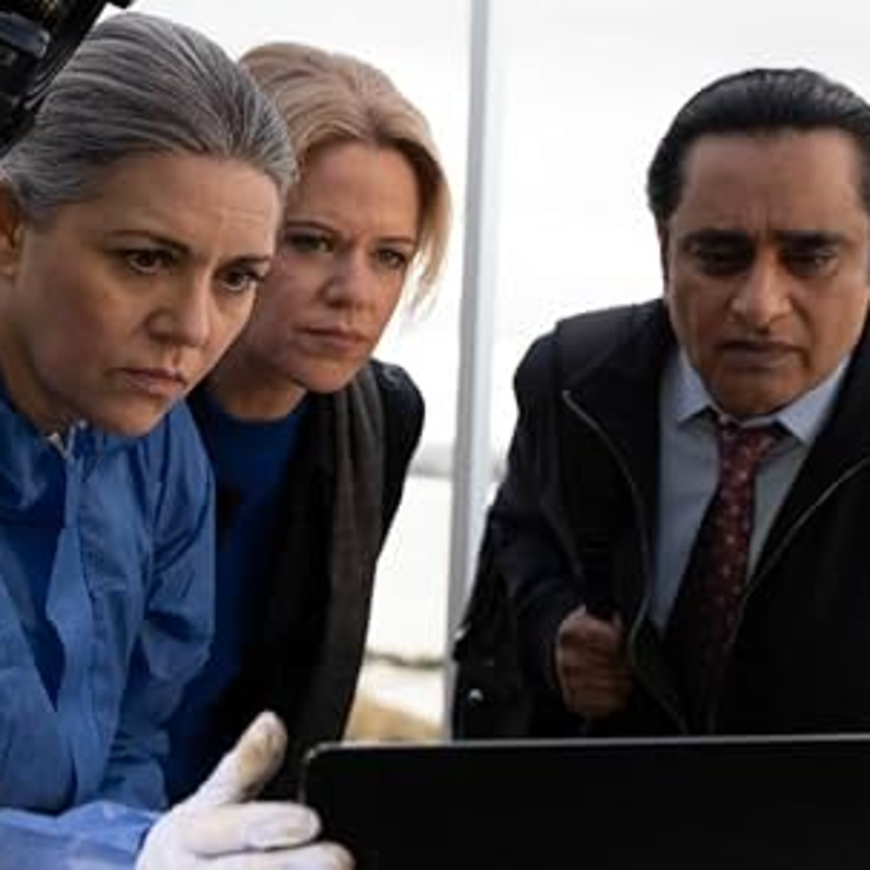 Unforgotten S6 E1 and 2 - Murdered Sea Bass