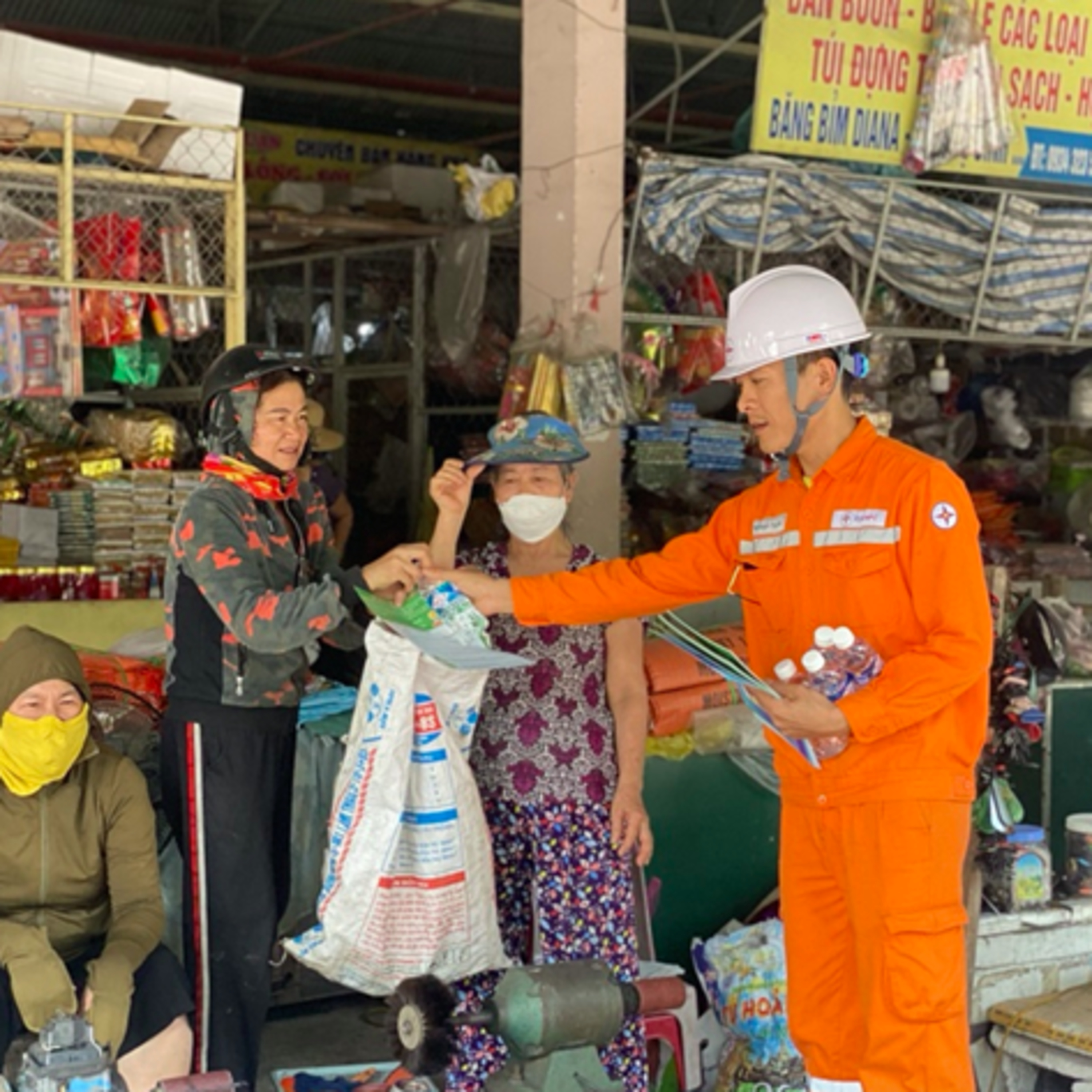 THỜI SỰ 12H TRƯA 10/3/2024: Bộ Công Thương đưa nhiều đề xuất mới về giá điện