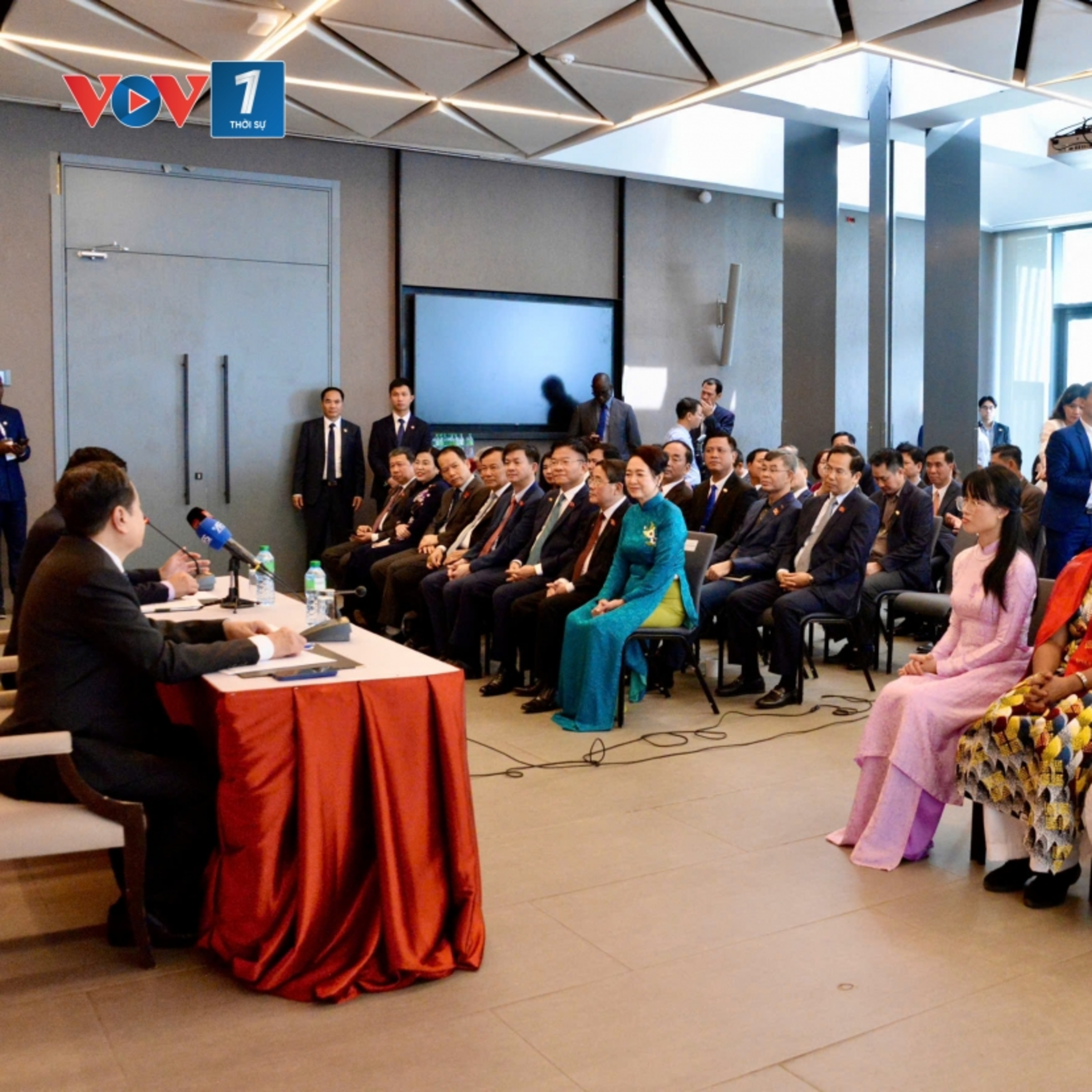 Thời sự 6h 23/7/2025: Chủ tịch Quốc hội Trần Thanh Mẫn gặp gỡ cộng đồng người Việt tại Senegal