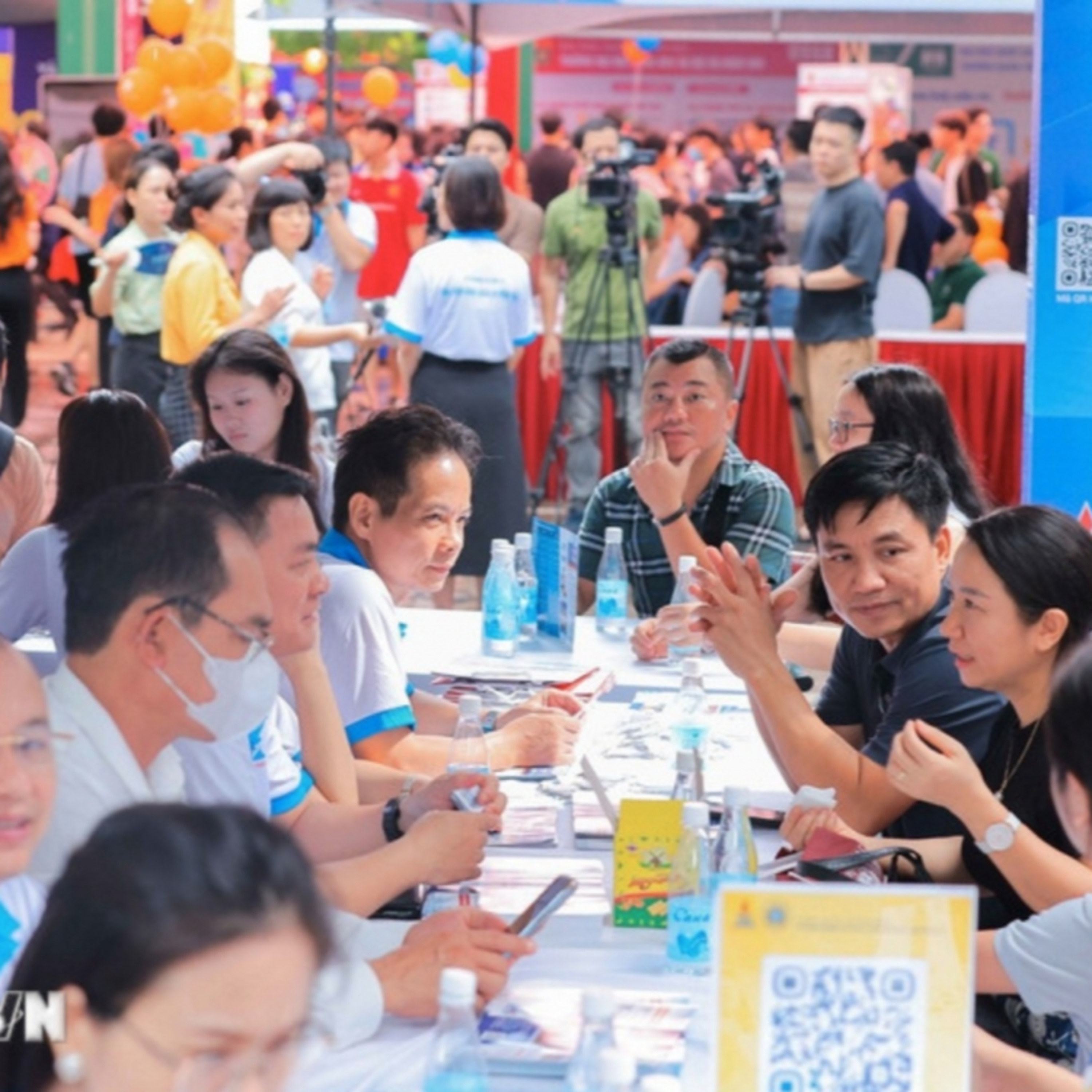 Thời sự 18h 20/8/2025: Bộ GD&ĐT lùi thời gian công bố điểm trúng tuyển đại học, cao đẳng