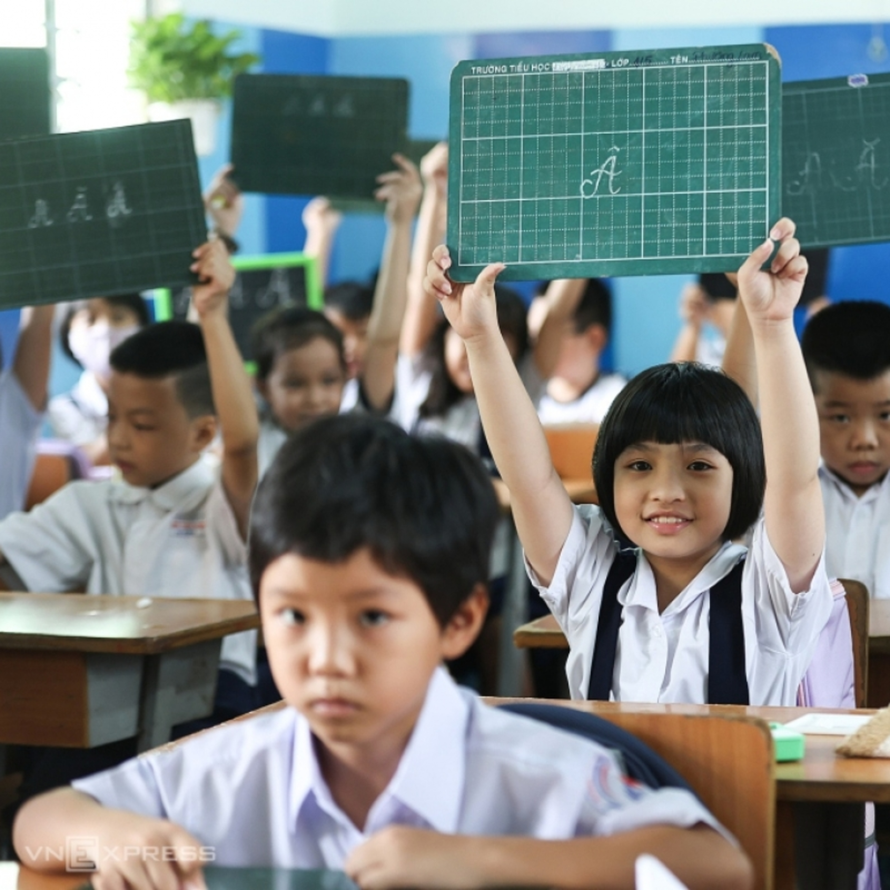 Thời sự 18h 27/8/2025: Nghị quyết số 71 khẳng định giáo dục và đào tạo là quốc sách hàng đầu