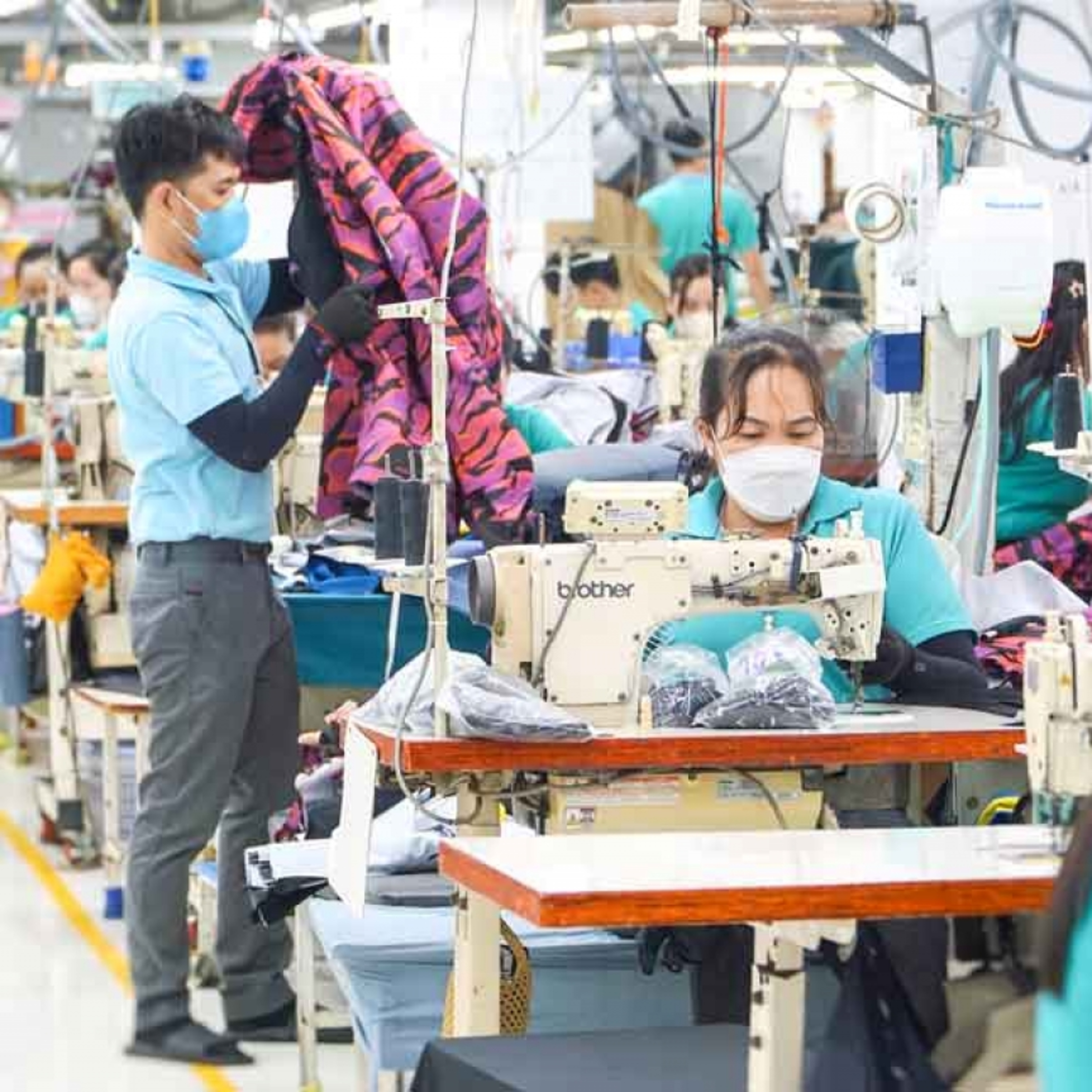 Thời sự 6h 15/9/2025: Doanh nghiệp cần đa dạng hóa thị trường xuất khẩu