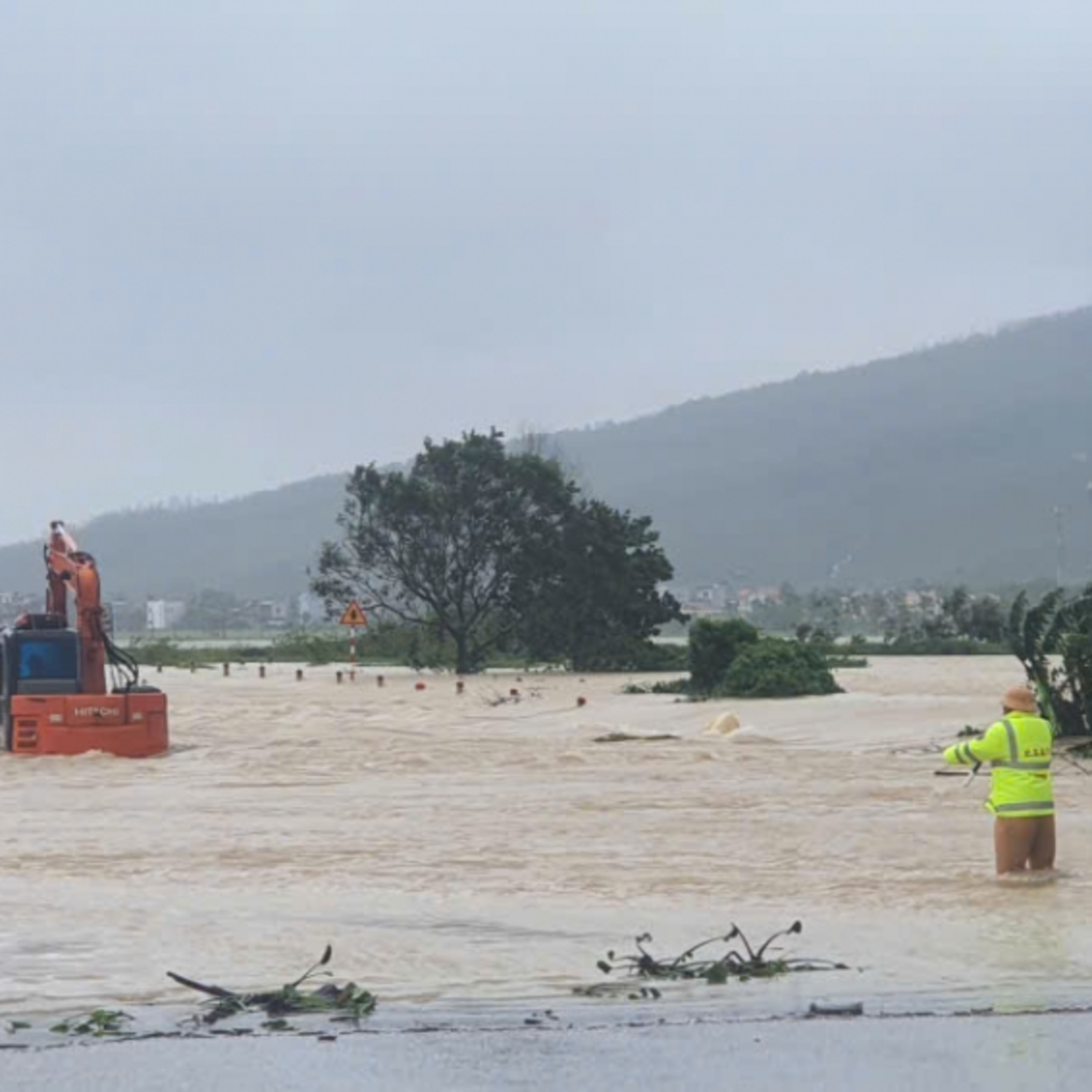 Thời sự 12H 29/9/2025: Bão số 10 gây thiệt hại nghiêm trọng các tỉnh bắc miền Trung