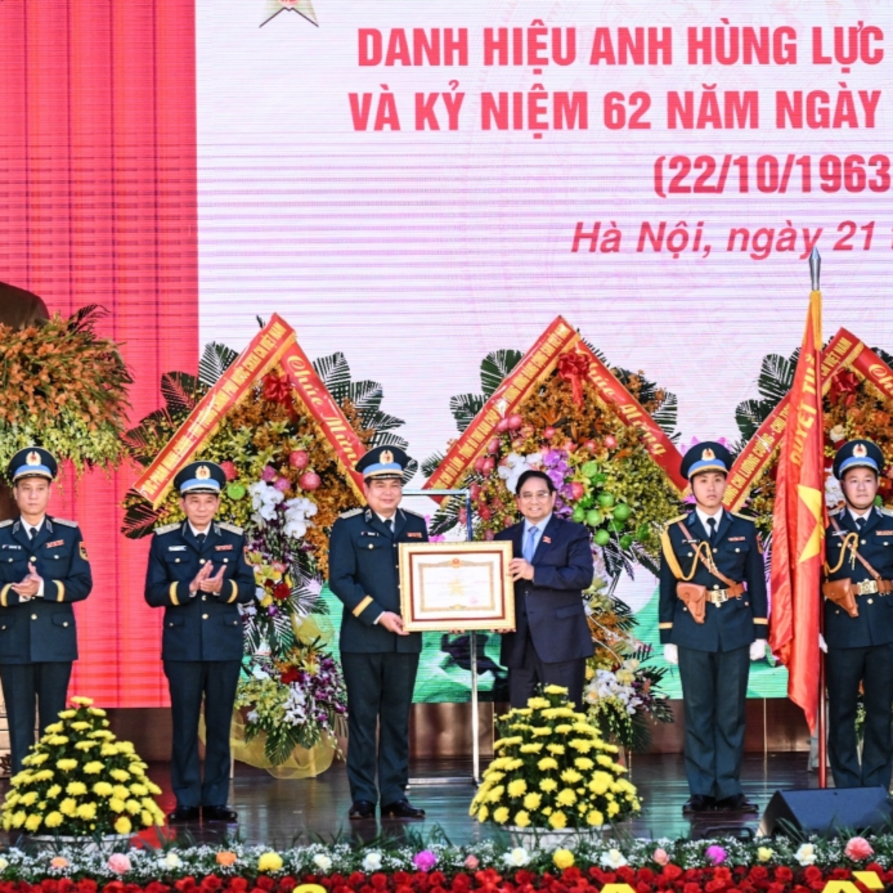 Thời sự 12h 21/10/2025: 62 năm ngày truyền thống Quân chủng Phòng không- Không quân