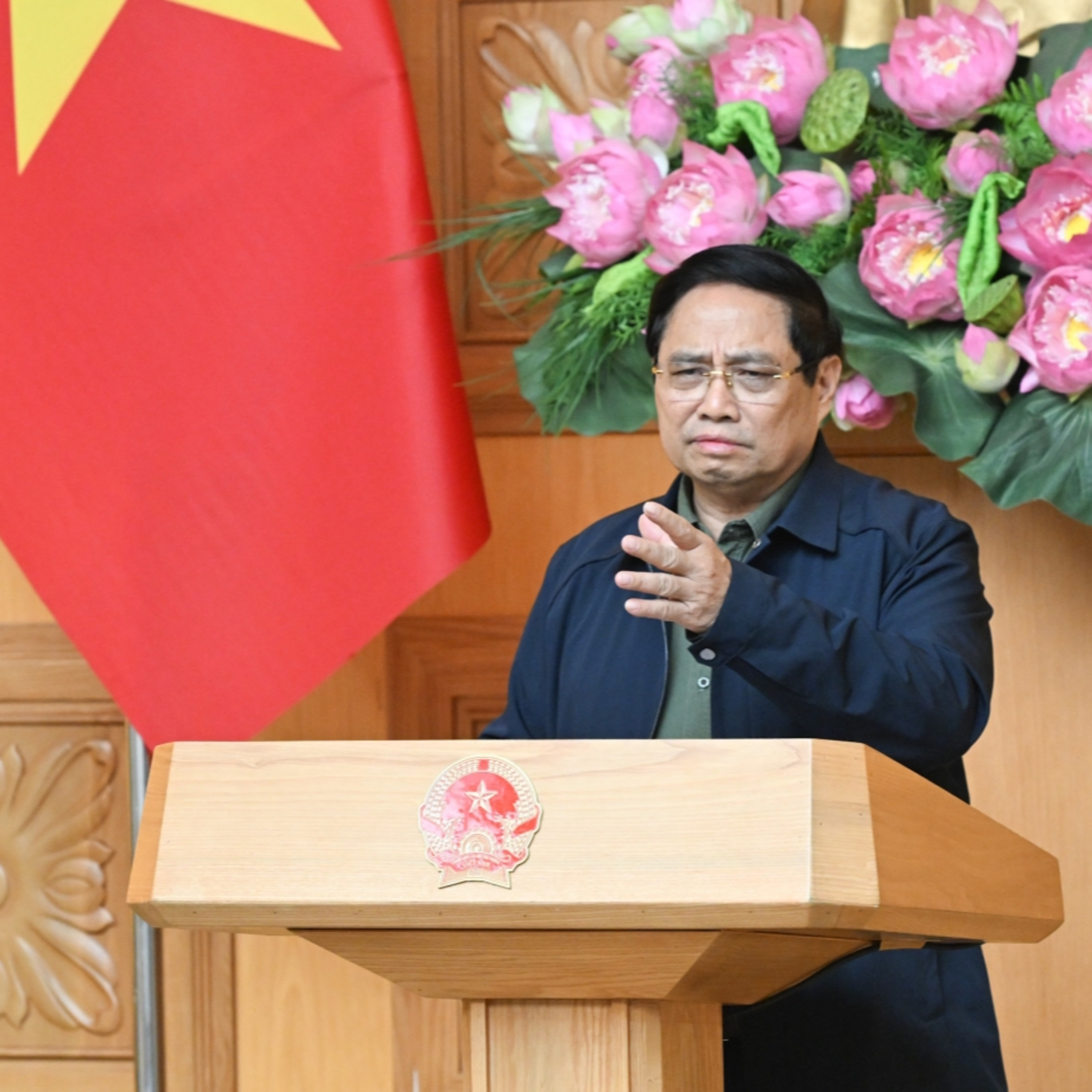 Thời sự 12h 29/10/2025: Bằng mọi biện pháp phải tiếp tế cho người dân bị cô lập do mưa lũ miền Trung Thời sự 12h 29/10/2025: Bằng mọi biện pháp phải tiếp tế cho người dân bị cô lập do mưa lũ miền Trung