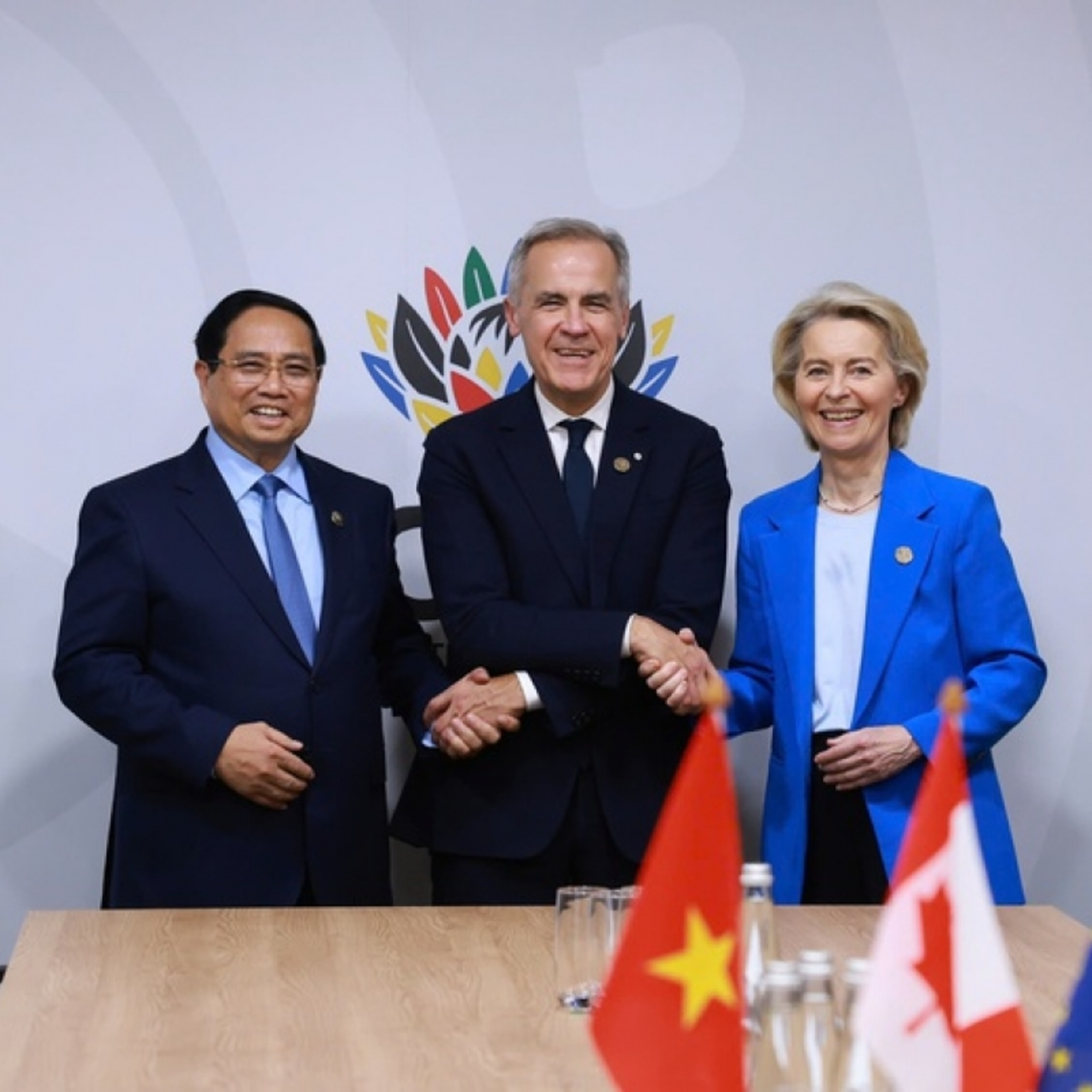 Thời sự 6h 23/11/2025: Thủ tướng Phạm Minh Chính làm việc với Thủ tướng Canada