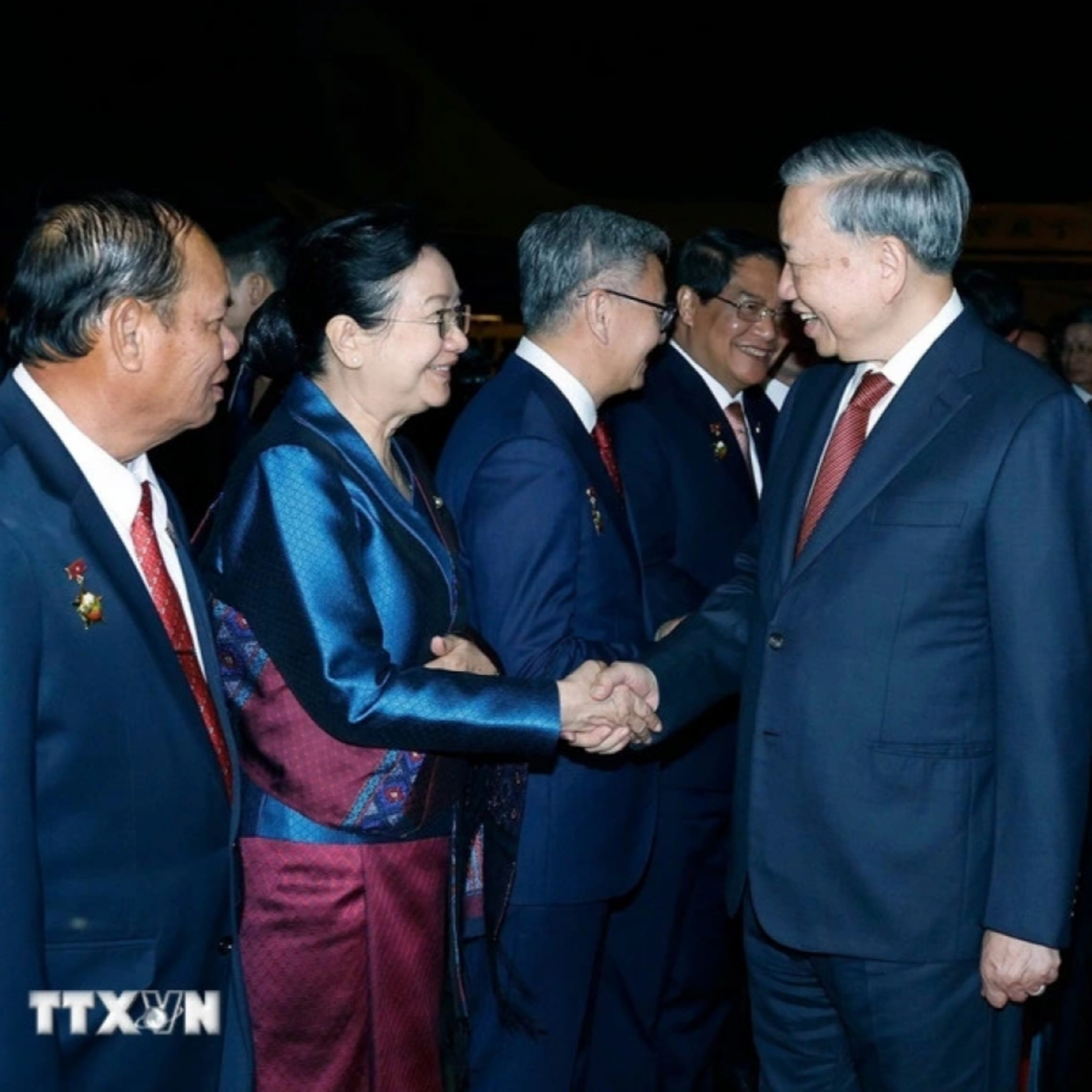 Thời sự 6h 3/12/2025: Tổng Bí thư Tô Lâm kết thúc tốt đẹp chuyến thăm cấp Nhà nước tới Lào