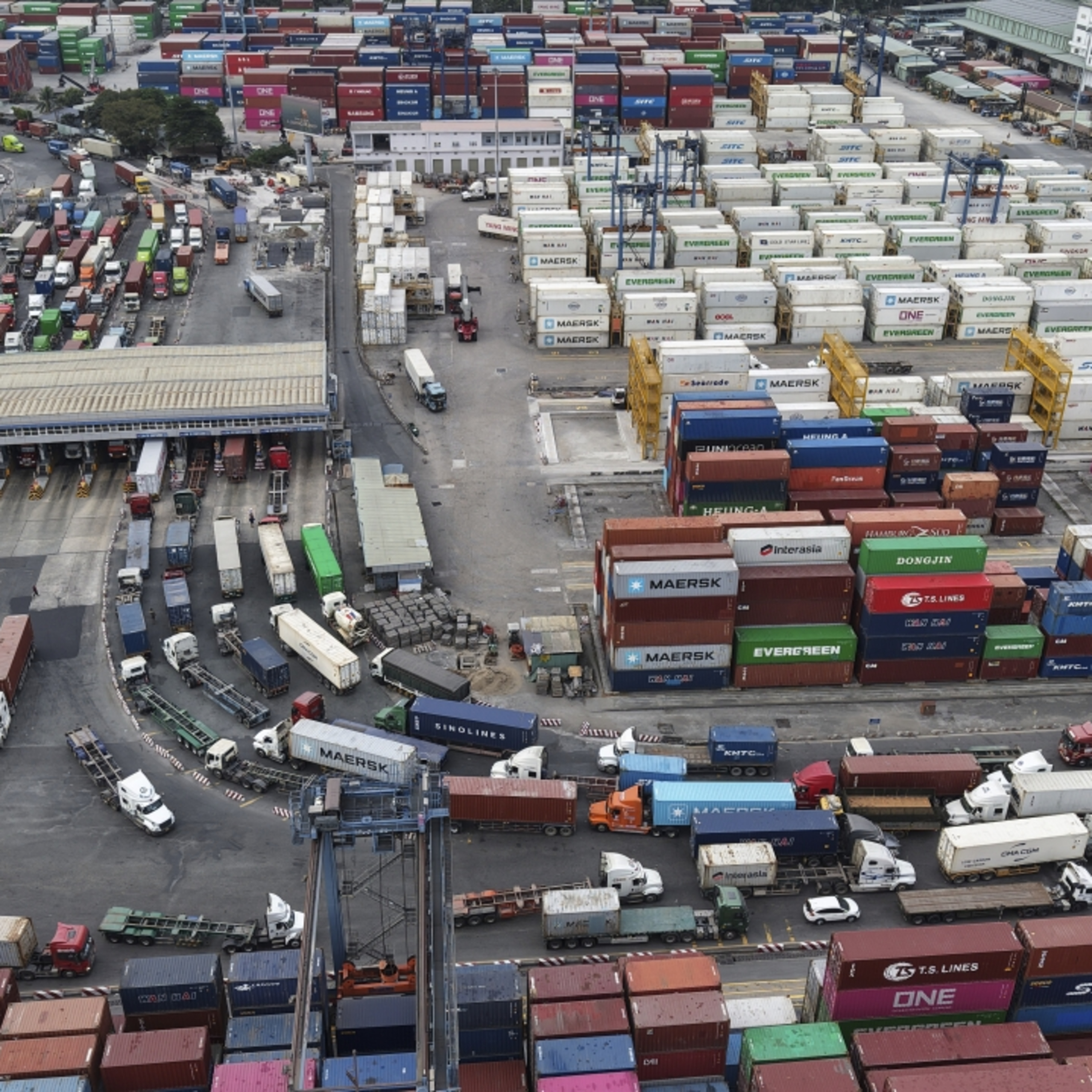 Thời sự 6h 3/3/2026: Nhiều doanh nghiệp xuất khẩu lo ngại rủi ro trước xung đột tại Trung Đông