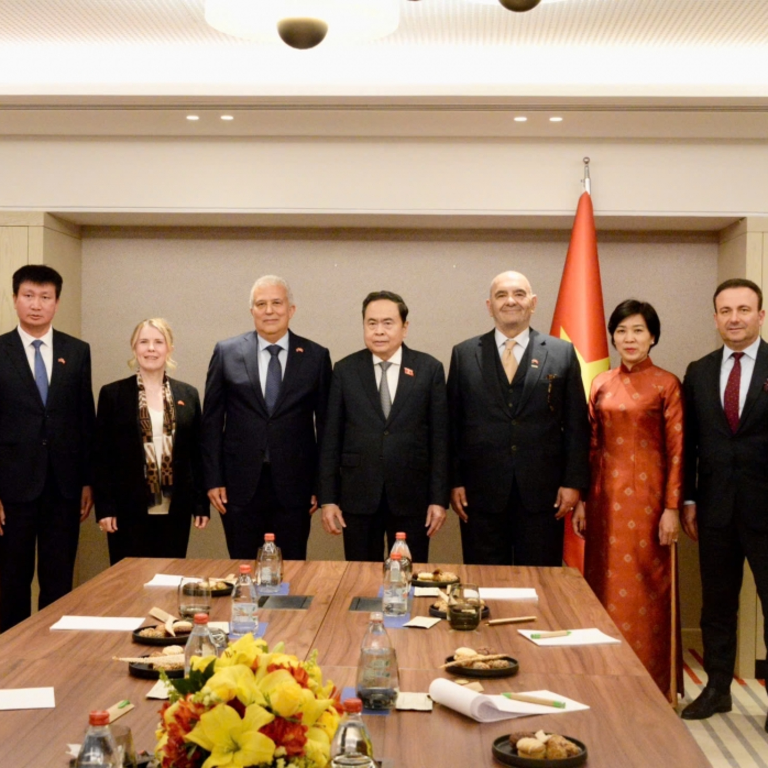 Thời sự 6h 18/4/2026: Chủ tịch Quốc hội Trần Thanh Mẫn tiếp Lãnh sự danh dự Việt Nam