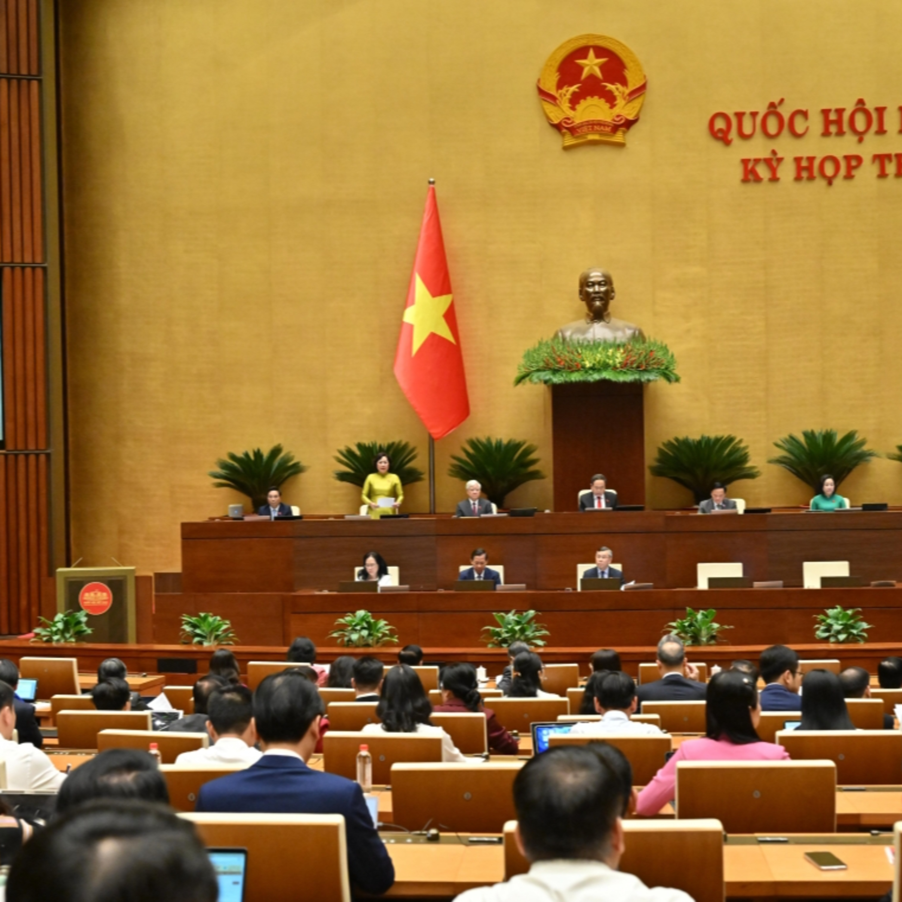 Thời sự 18h 20/4/2026: Quốc hội thảo luận về tình hình kinh tế - xã hội và ngân sách nhà nước