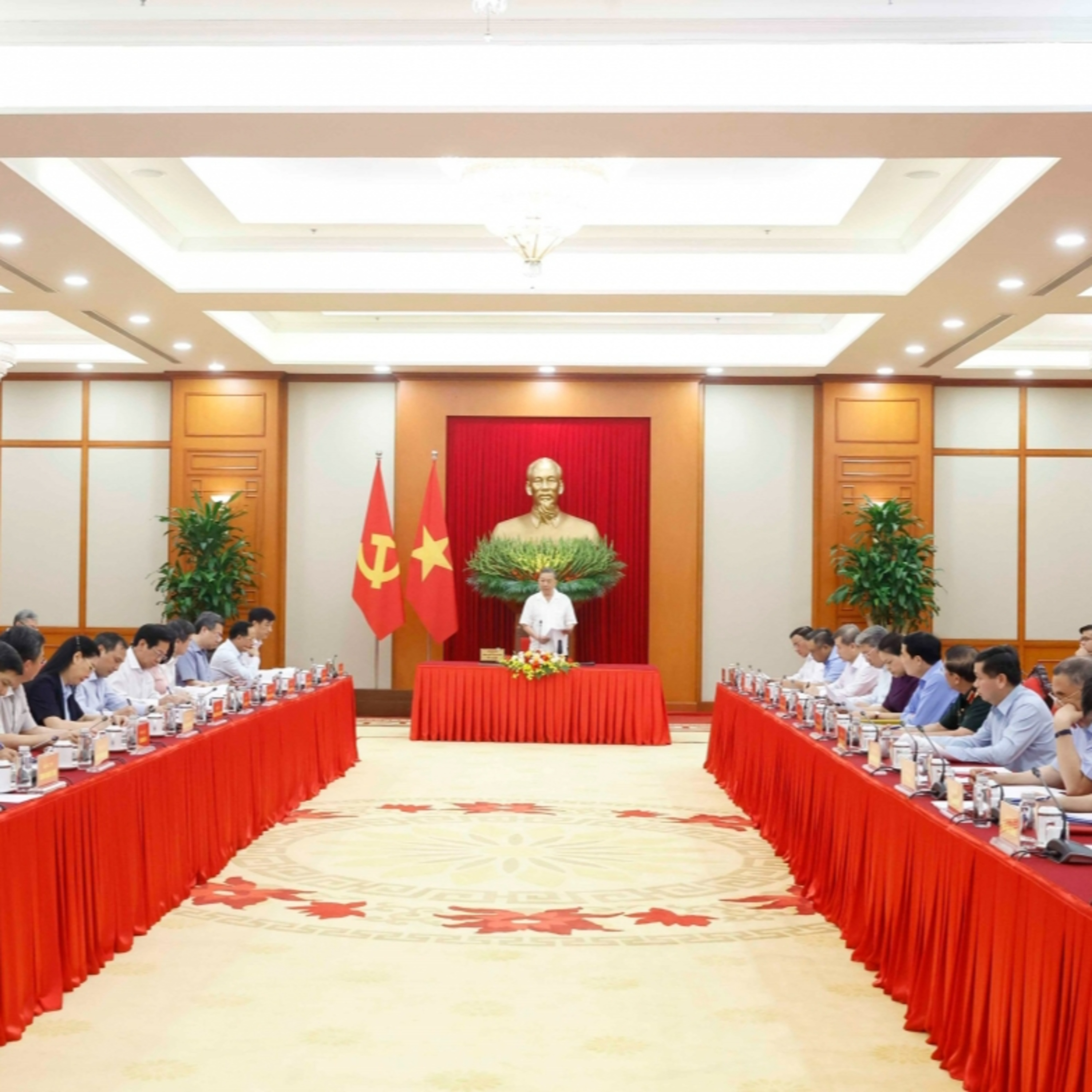Thời sự 18h 12/6/2026: Cần tạo đột phá trong bổ nhiệm cán bộ, nhất là người đứng đầu