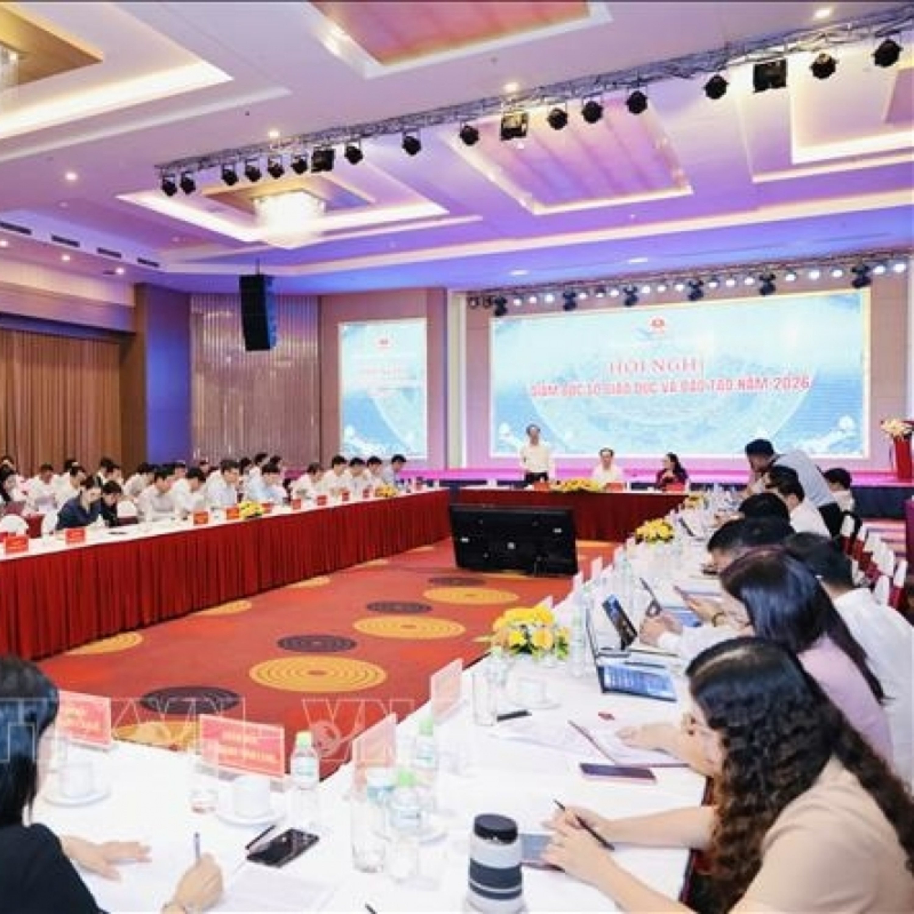 Thời sự 6h 25/7/2026:Đề xuất giữ ổn định Kỳ thi tốt nghiệp THPT, chuẩn bị lộ trình thi trên máy tính