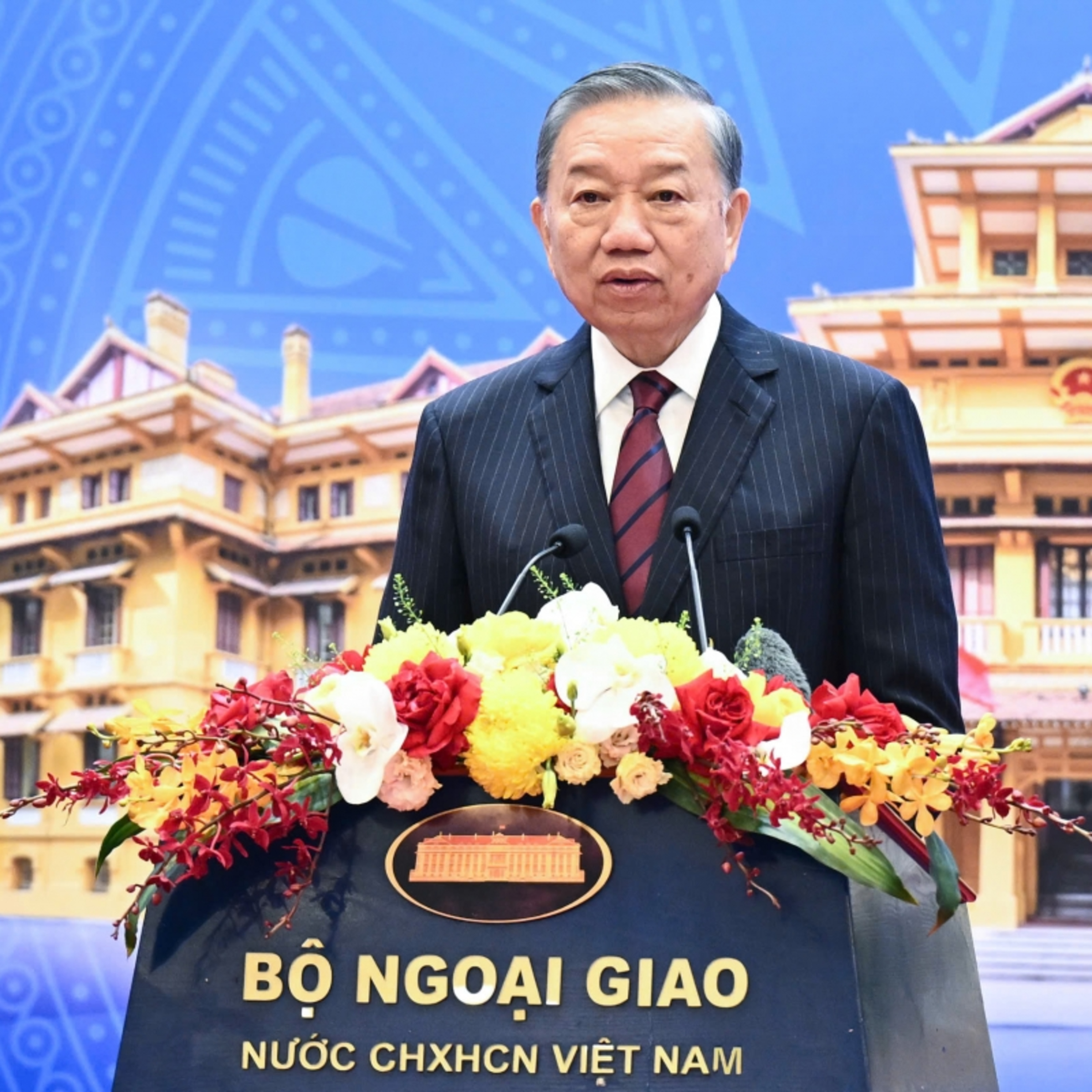 Thời sự 18h 1/8/2026: Đối ngoại phải phát huy vai trò tiên phong trong thời kì mới episode artwork