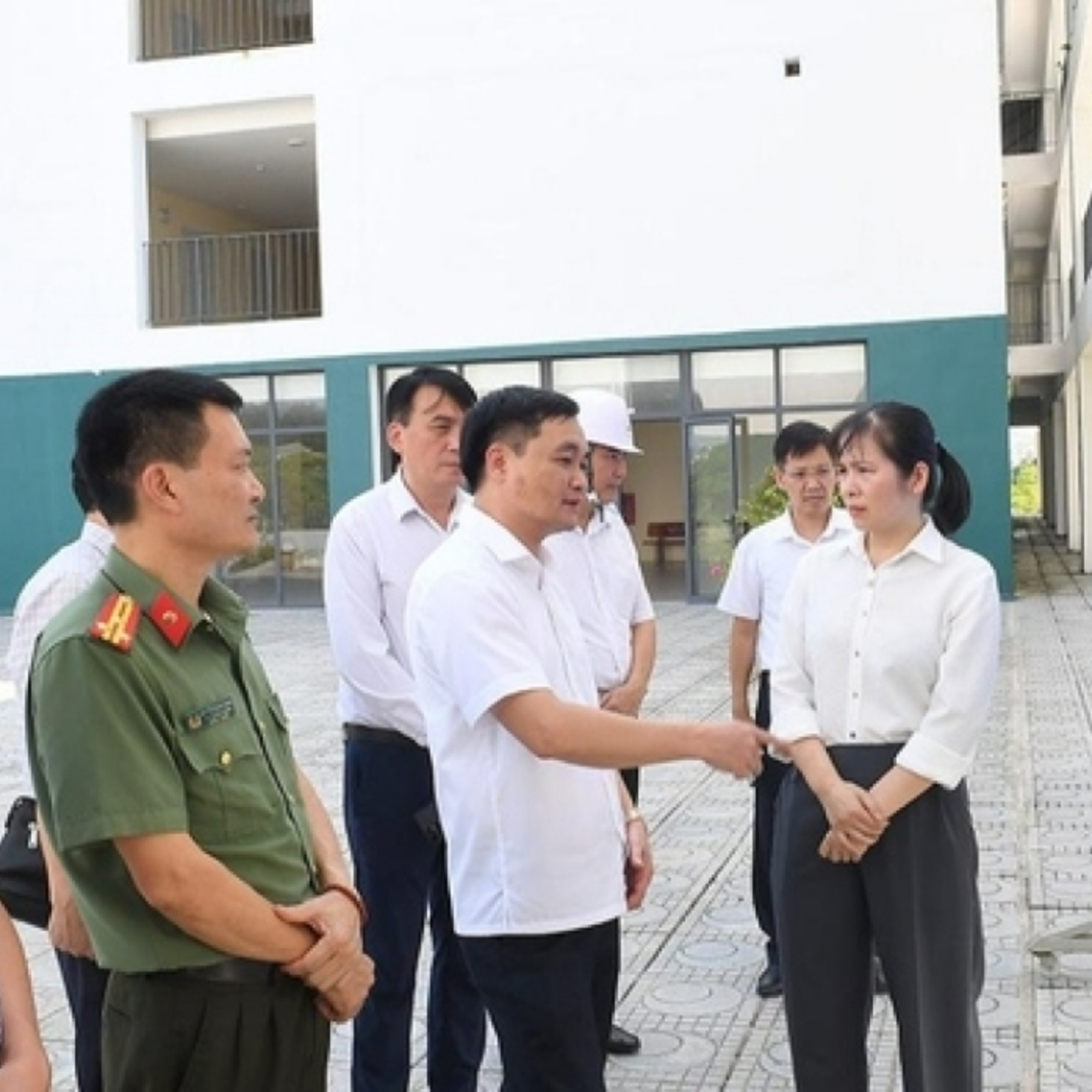 Thời sự 6h 13/8/2026: Bộ Giáo dục và Đào tạo lập đoàn giám sát tổ chức thi lại tại Tuyên Quang episode artwork