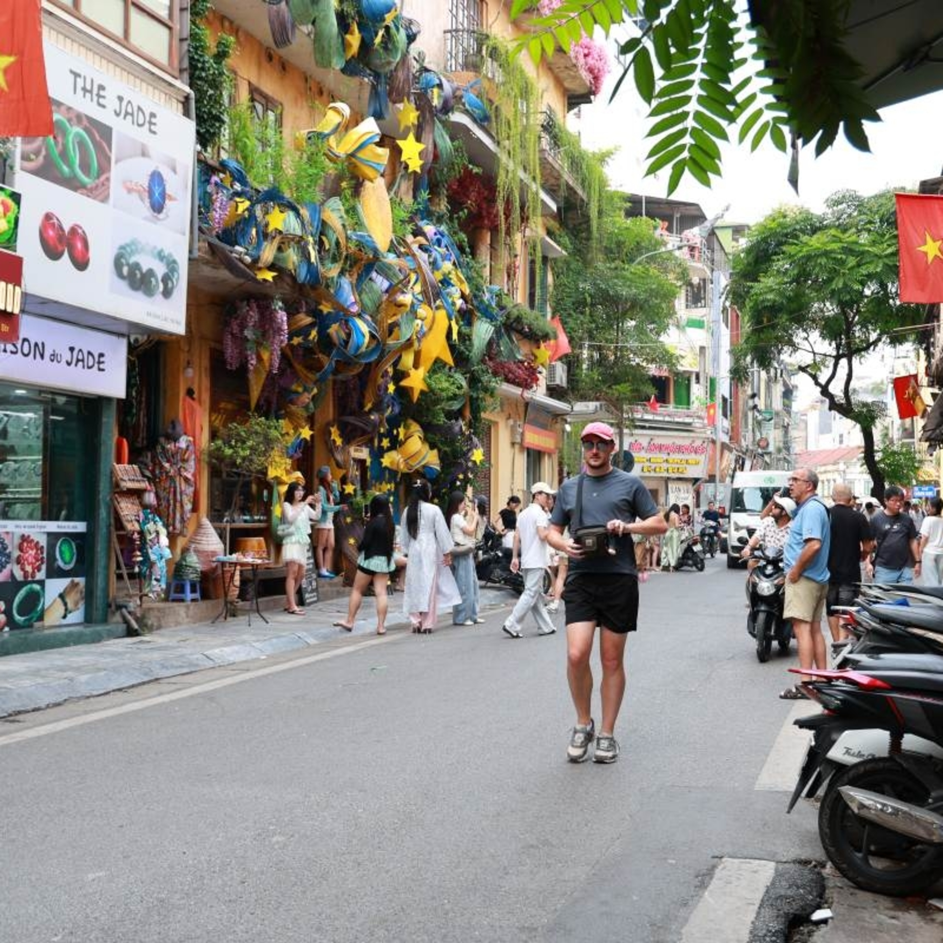 Thời sự 12h 8/10/2026: Chỉ số An ninh, an toàn của Việt Nam thuộc nhóm 10 quốc gia hàng đầu thế giới