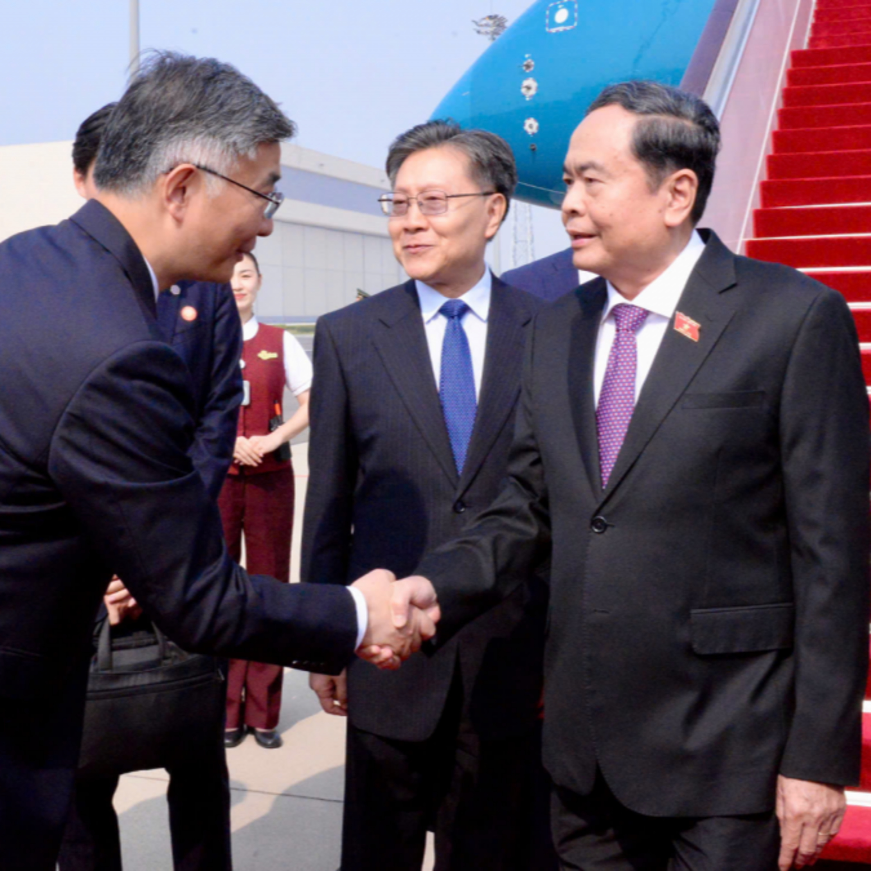 Thời sự 12h 11/10/2026: Chủ tịch Quốc hội bắt đầu chuyến thăm chính thức Trung Quốc episode artwork