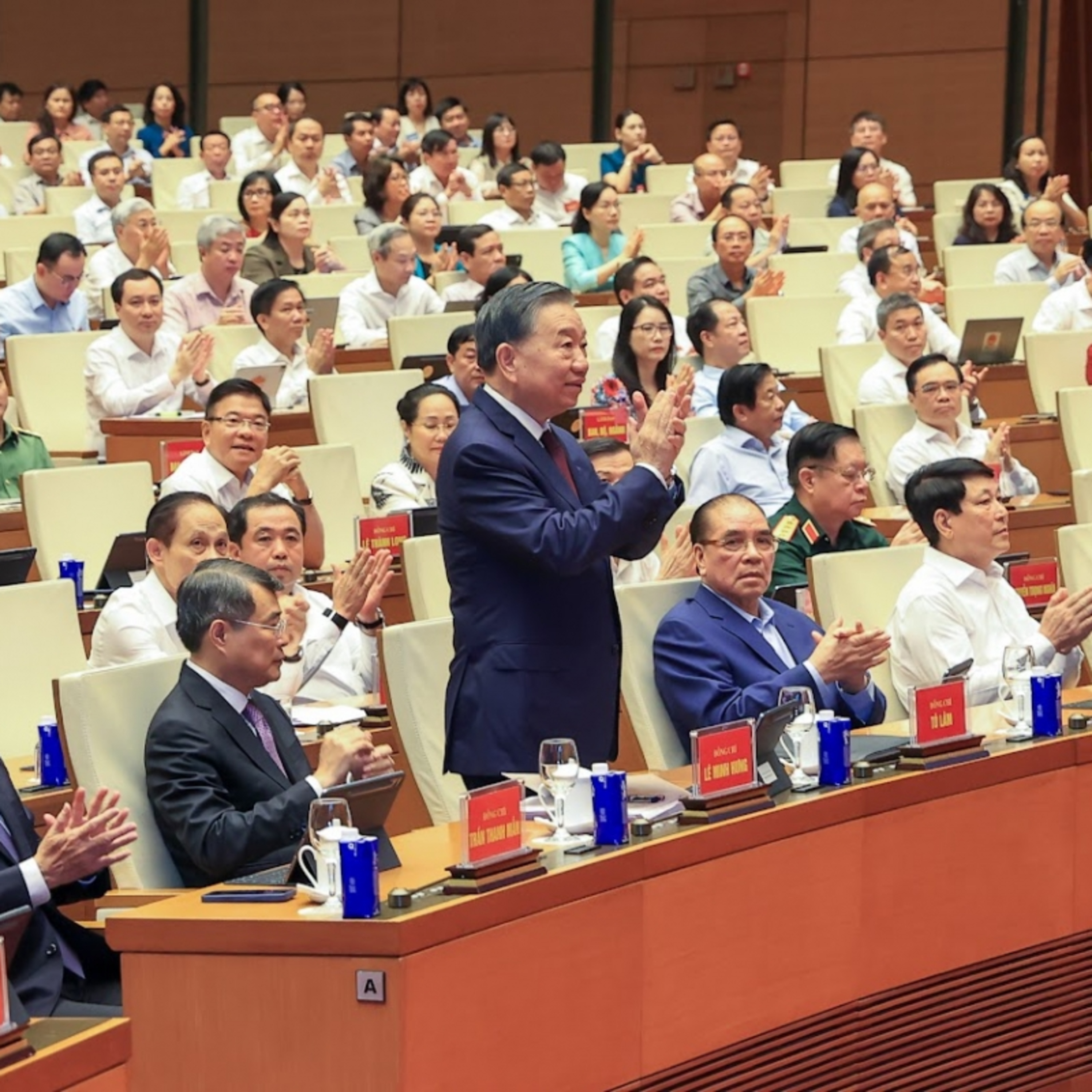 Thời sự 18h 16/10/2026: Phải đưa vấn đề sát với nhiệm vụ,đời sống Nhân dân vào sinh hoạt chi bộ episode artwork