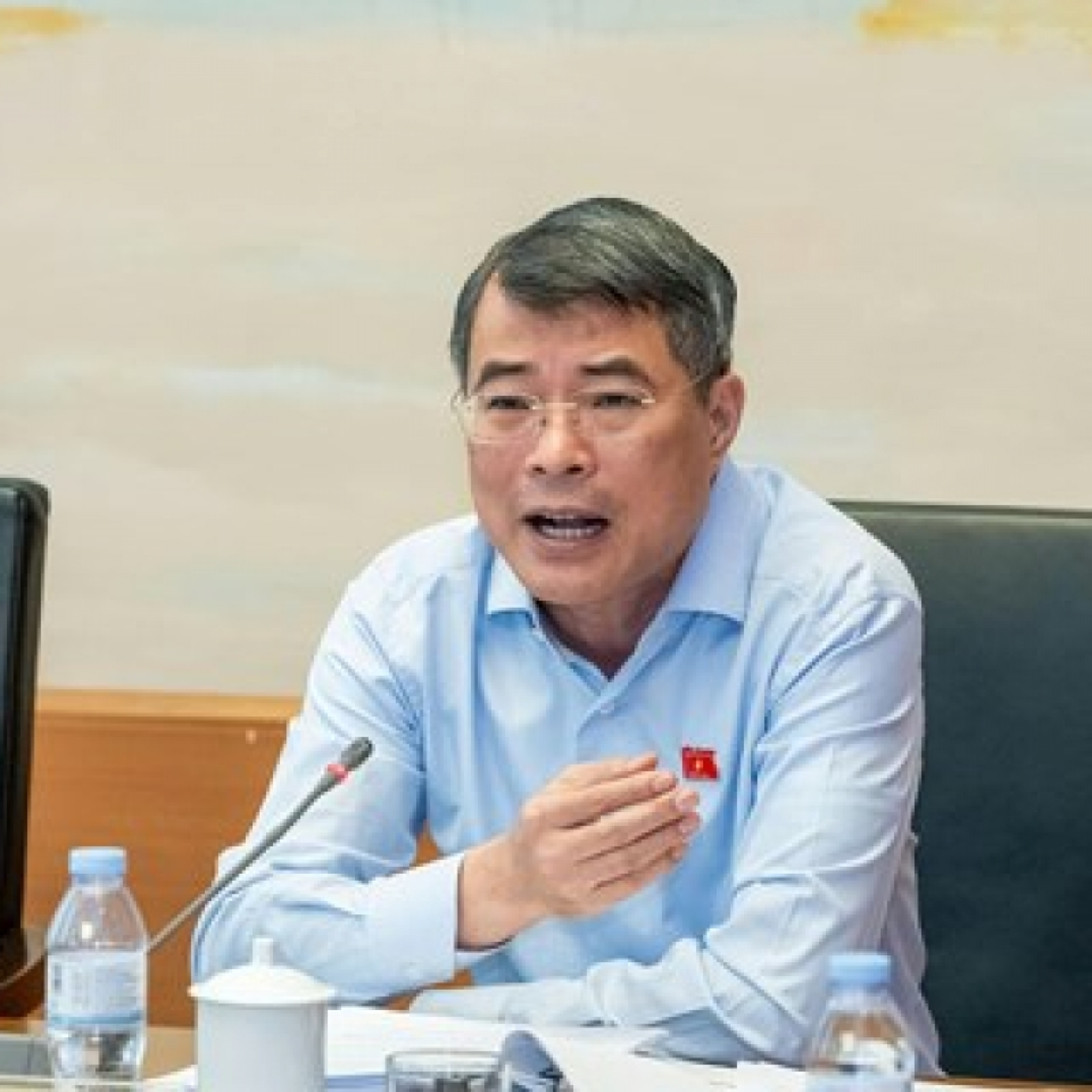 Thời sự 12h 21/10/2026: Đại biểu Quốc hội đề nghị quản lý chặt chẽ giá thuốc và trang thiết bị y tế episode artwork