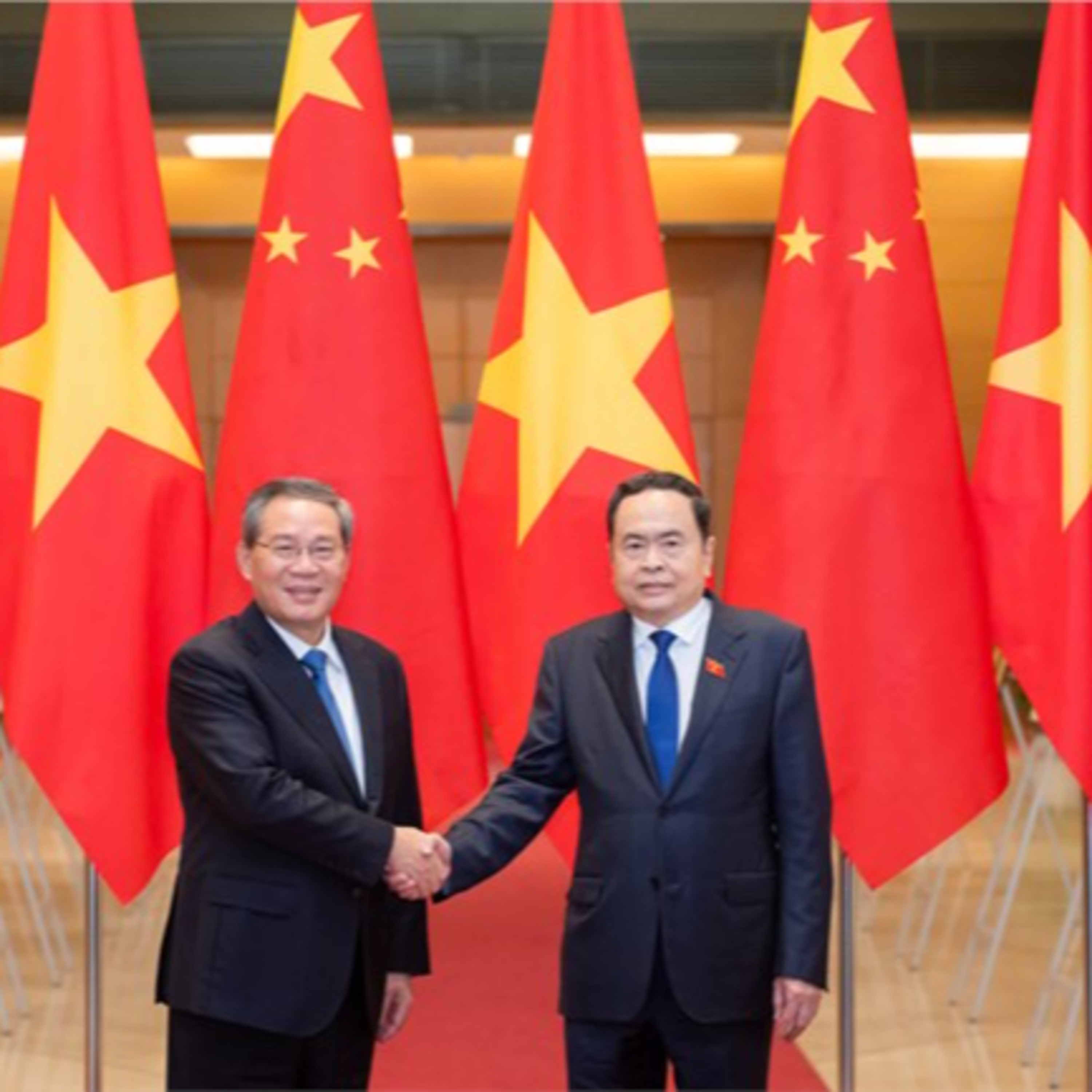 Tin trong nước - Chủ tịch Quốc hội Trần Thanh Mẫn hội kiến Thủ tướng Trung Quốc Lý Cường
