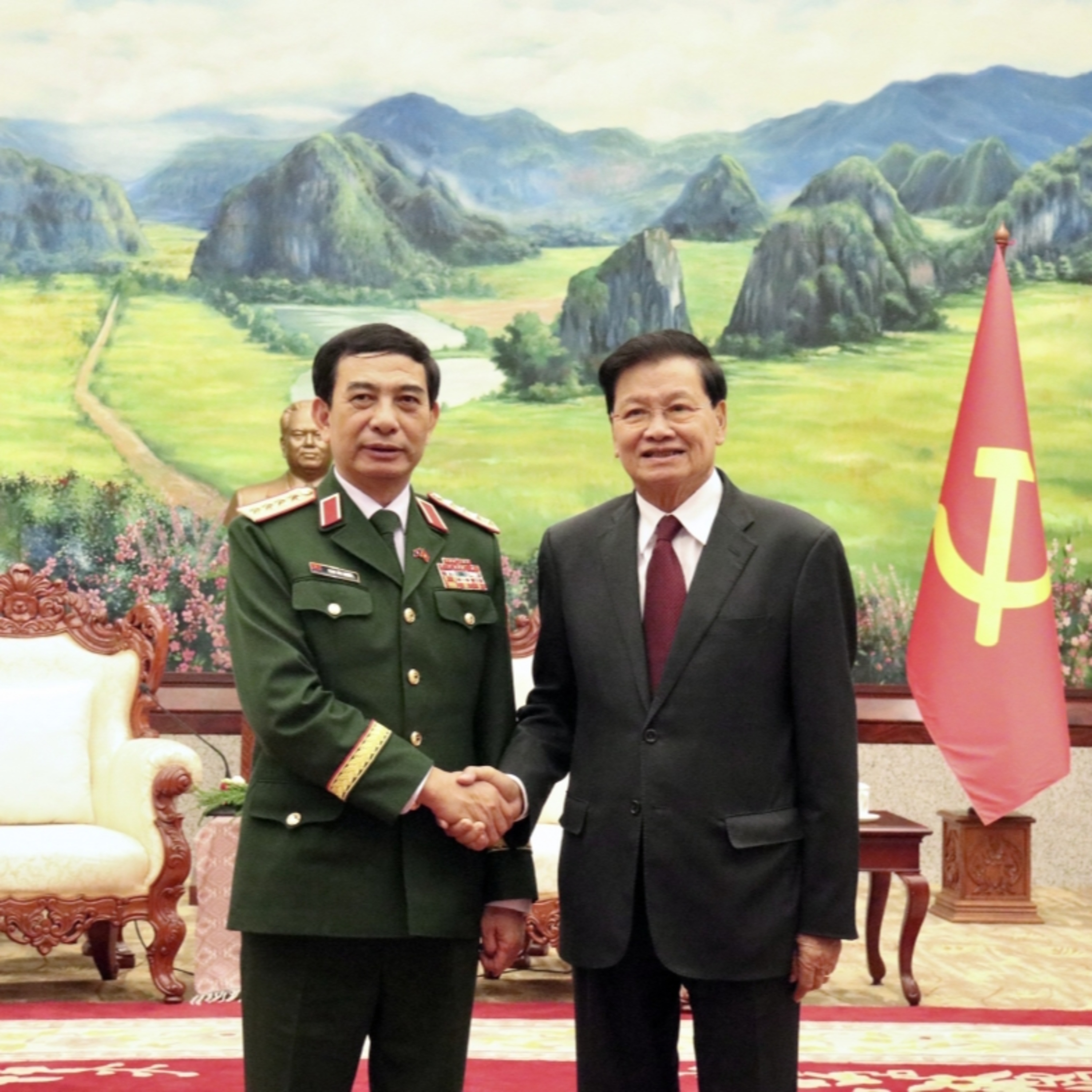 Tin trong nước - Hợp tác quốc phòng luôn là trụ cột quan trọng của mối quan hệ đặc biệt Việt Nam - Lào