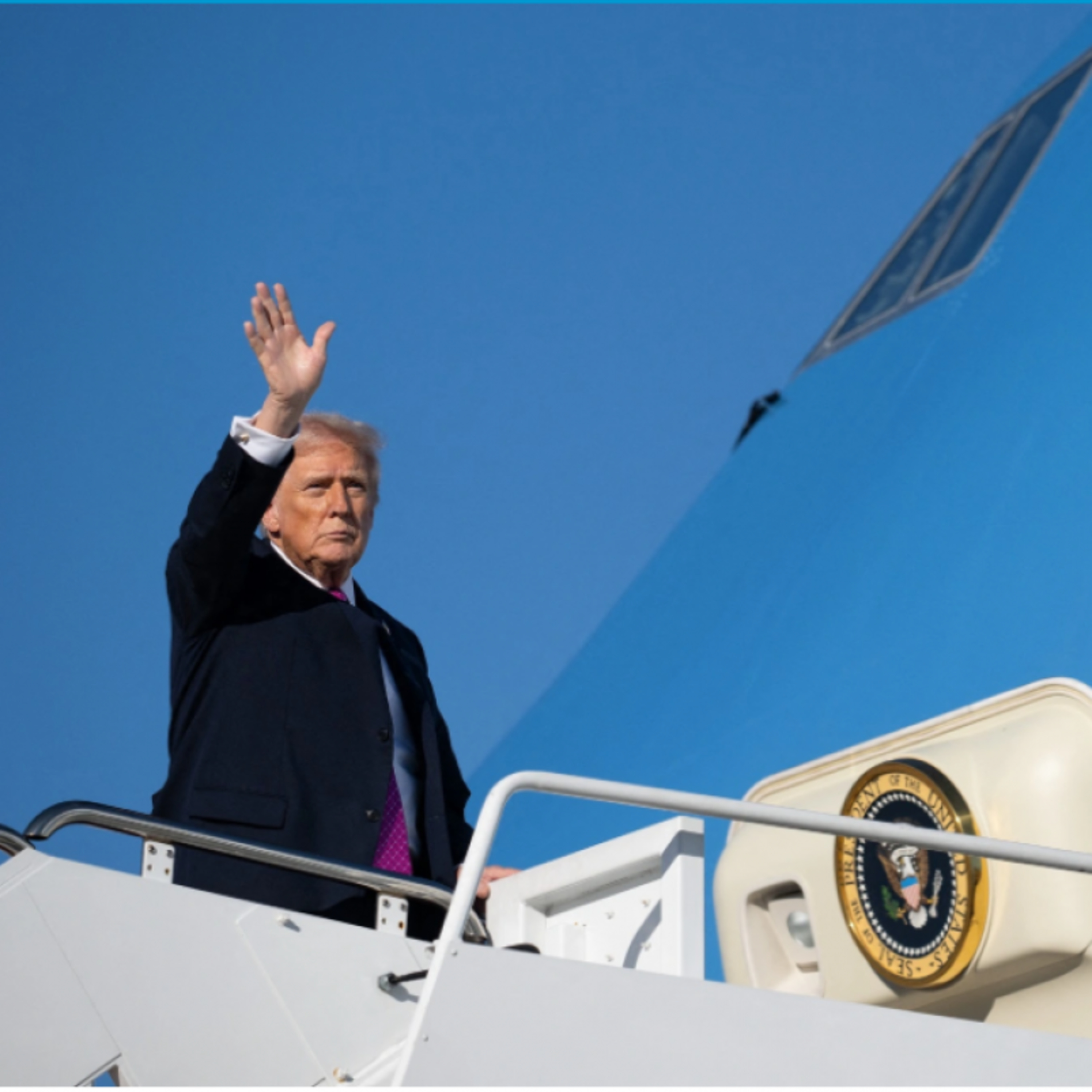 Tin quốc tế - Tổng thống Mỹ Donald Trump lên đường công du 3 nước châu Á Tin quốc tế - Tổng thống Mỹ Donald Trump lên đường công du 3 nước châu Á
