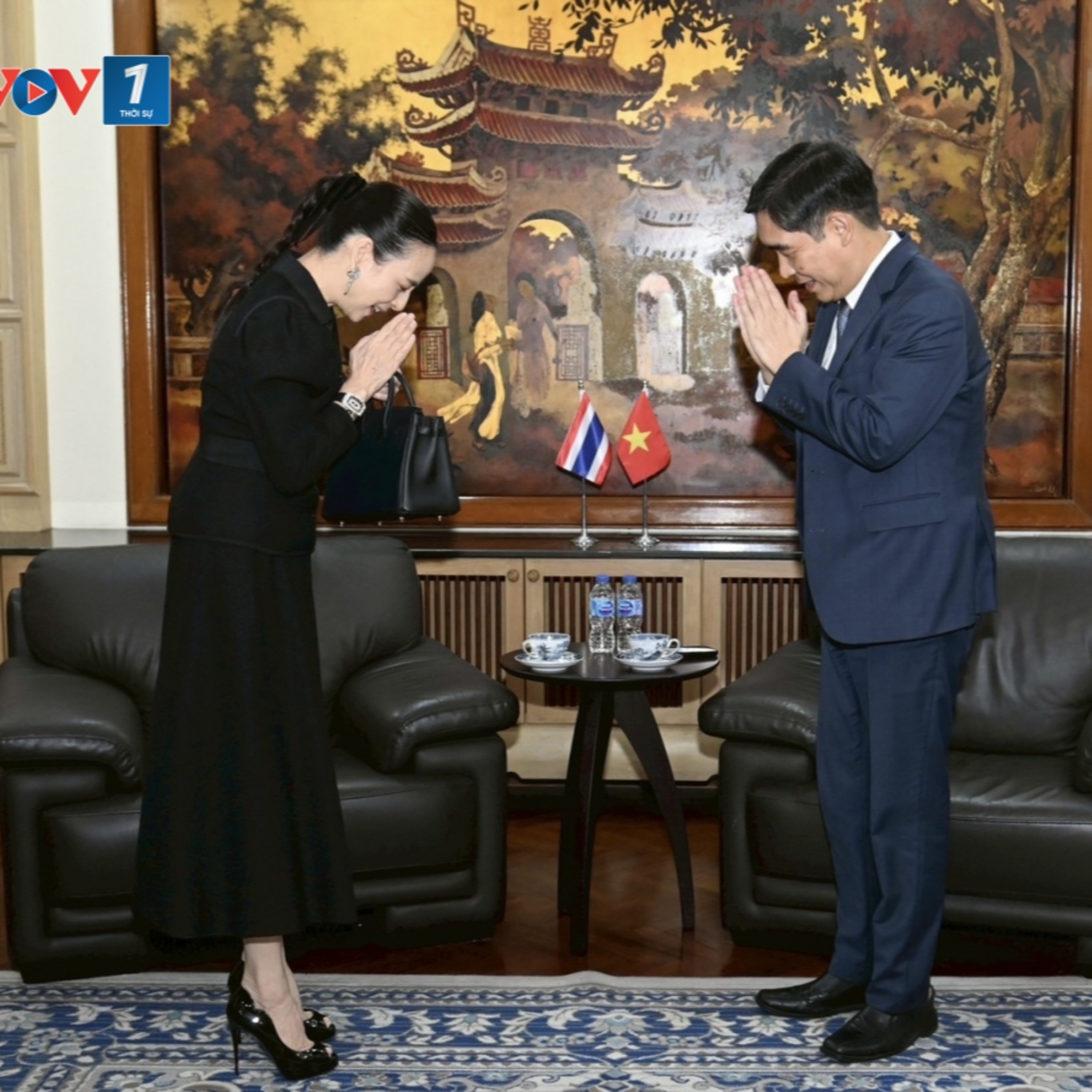 Tin quốc tế - Madam Pang đến Đại sứ quán gửi lời xin lỗi người dân Việt Nam Tin quốc tế - Madam Pang đến Đại sứ quán gửi lời xin lỗi người dân Việt Nam