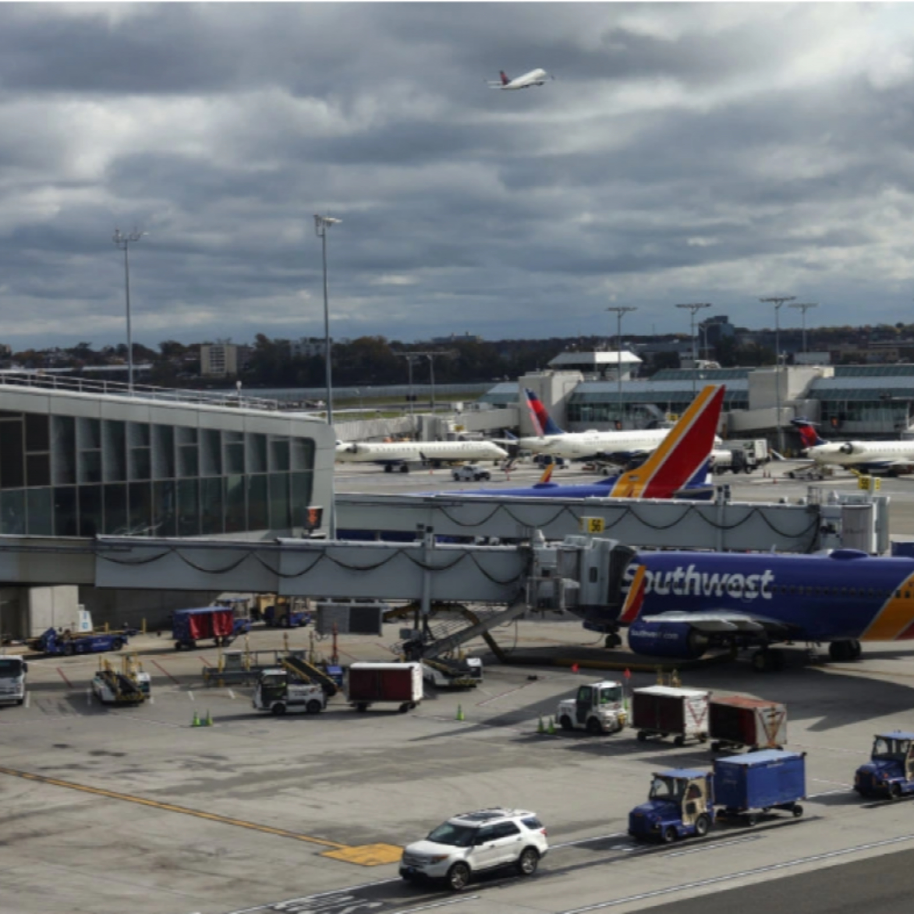 Tin quốc tế - 3,2 triệu hành khách đi máy bay tại Mỹ bị ảnh hưởng do chính phủ đóng cửa