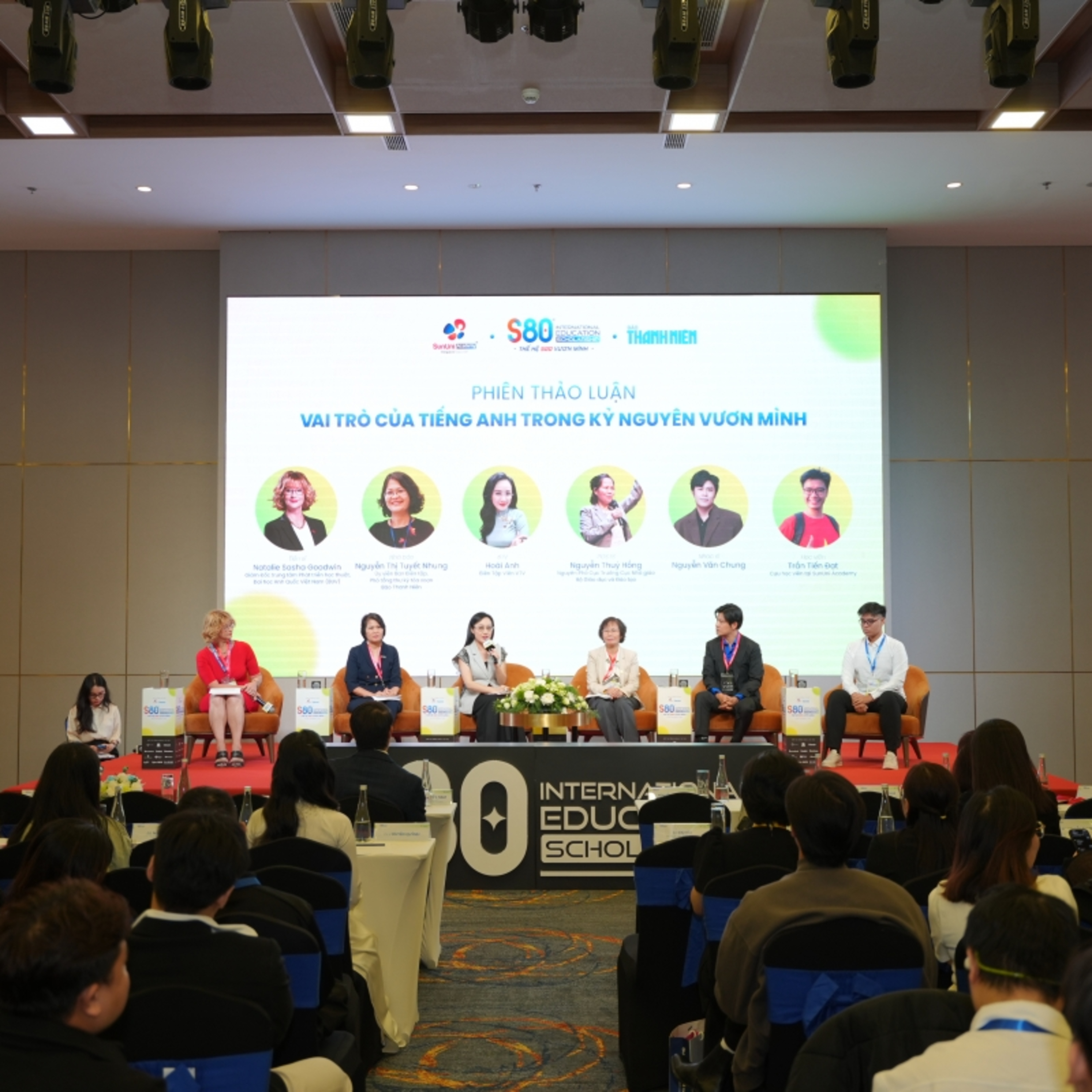 Tin trong nước - Công bố chương trình học bổng S80 hỗ trợ học tiếng Anh cho học sinh, sinh viên