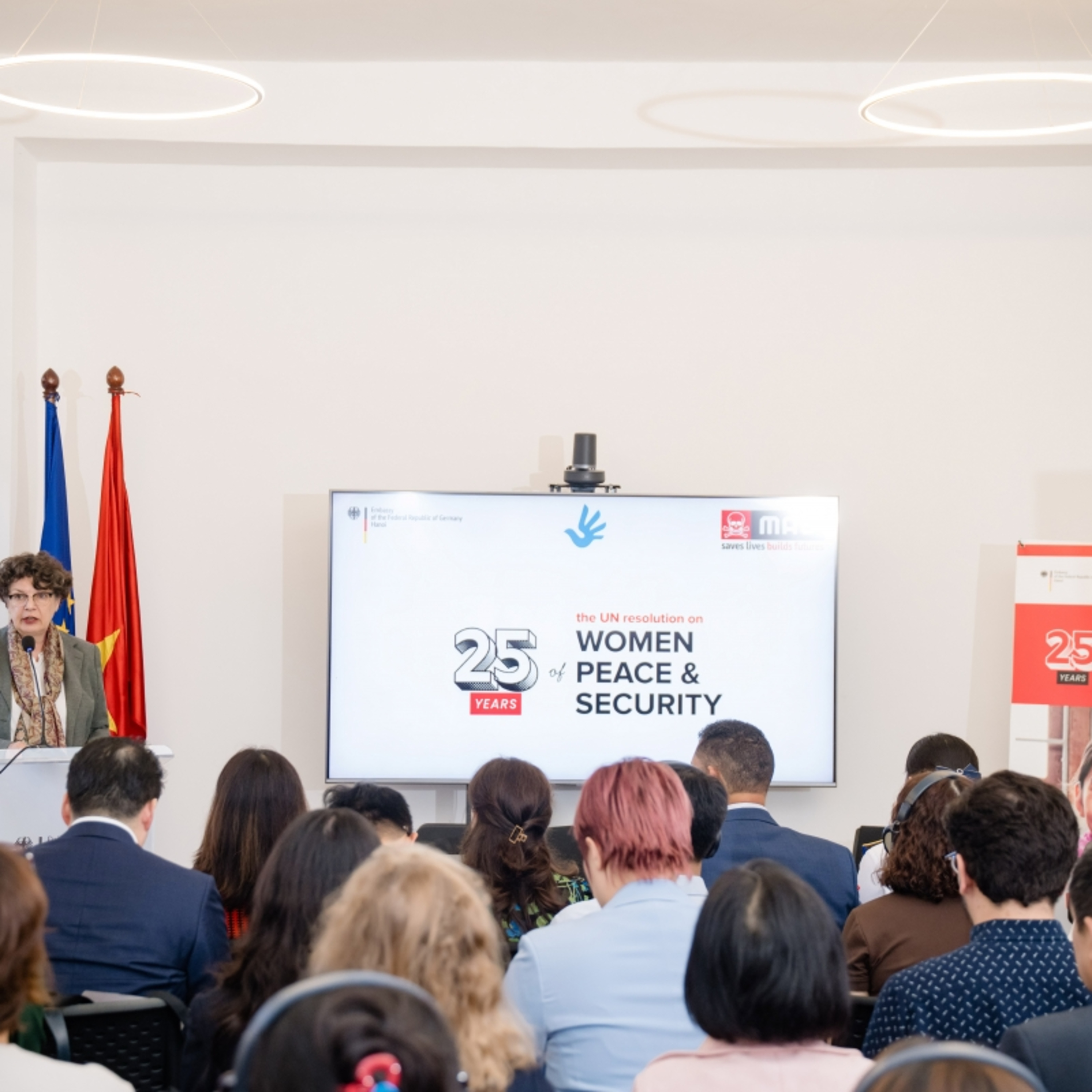 Tin trong nước - 25 năm Nghị quyết 1325 của Liên Hợp Quốc: Phụ nữ – nhân tố quan trọng trong gìn giữ hòa bình