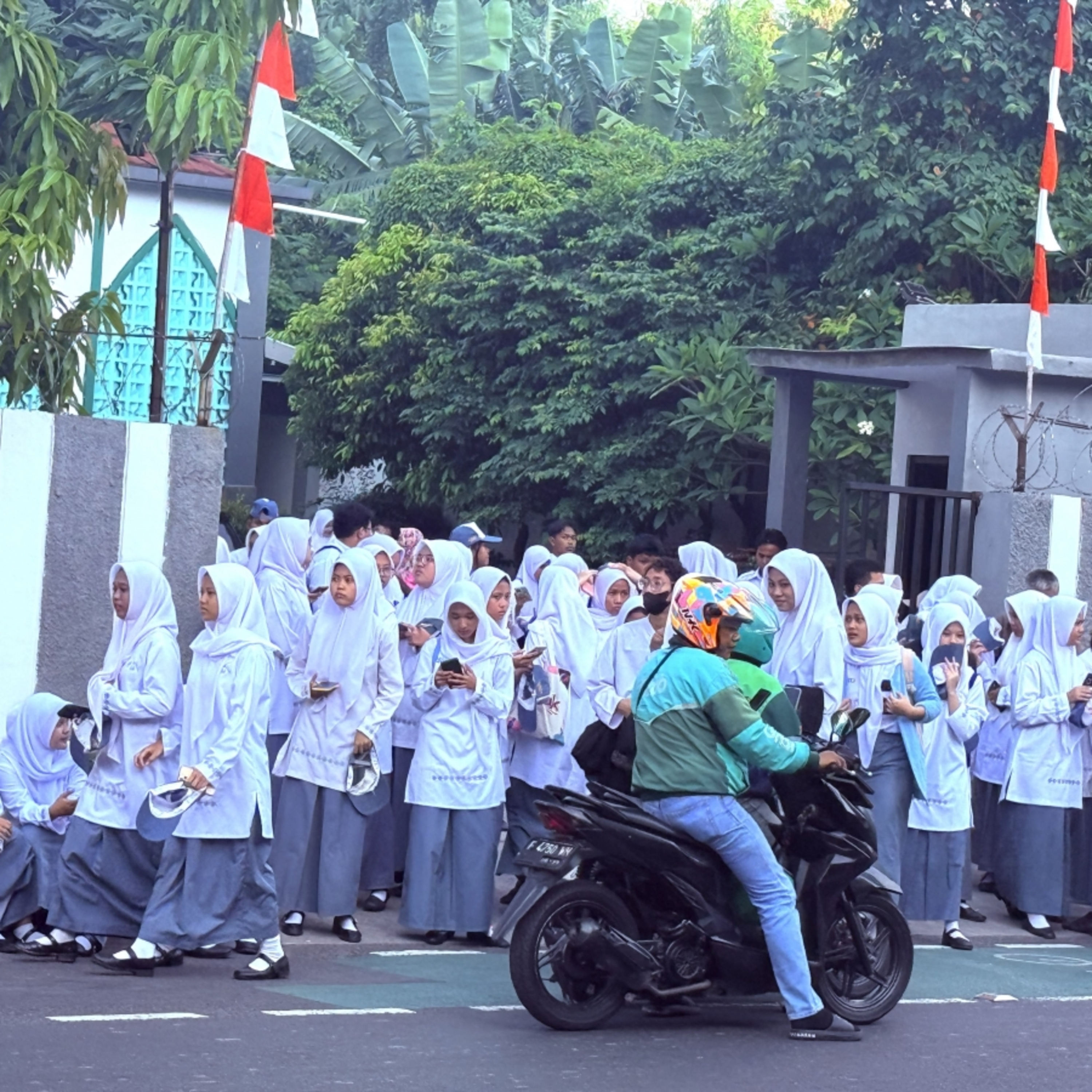 Tin quốc tế - Nổ trường học tại Indonesia: Nam sinh tự chế tạo thiết bị nổ từ nguồn trực tuyến