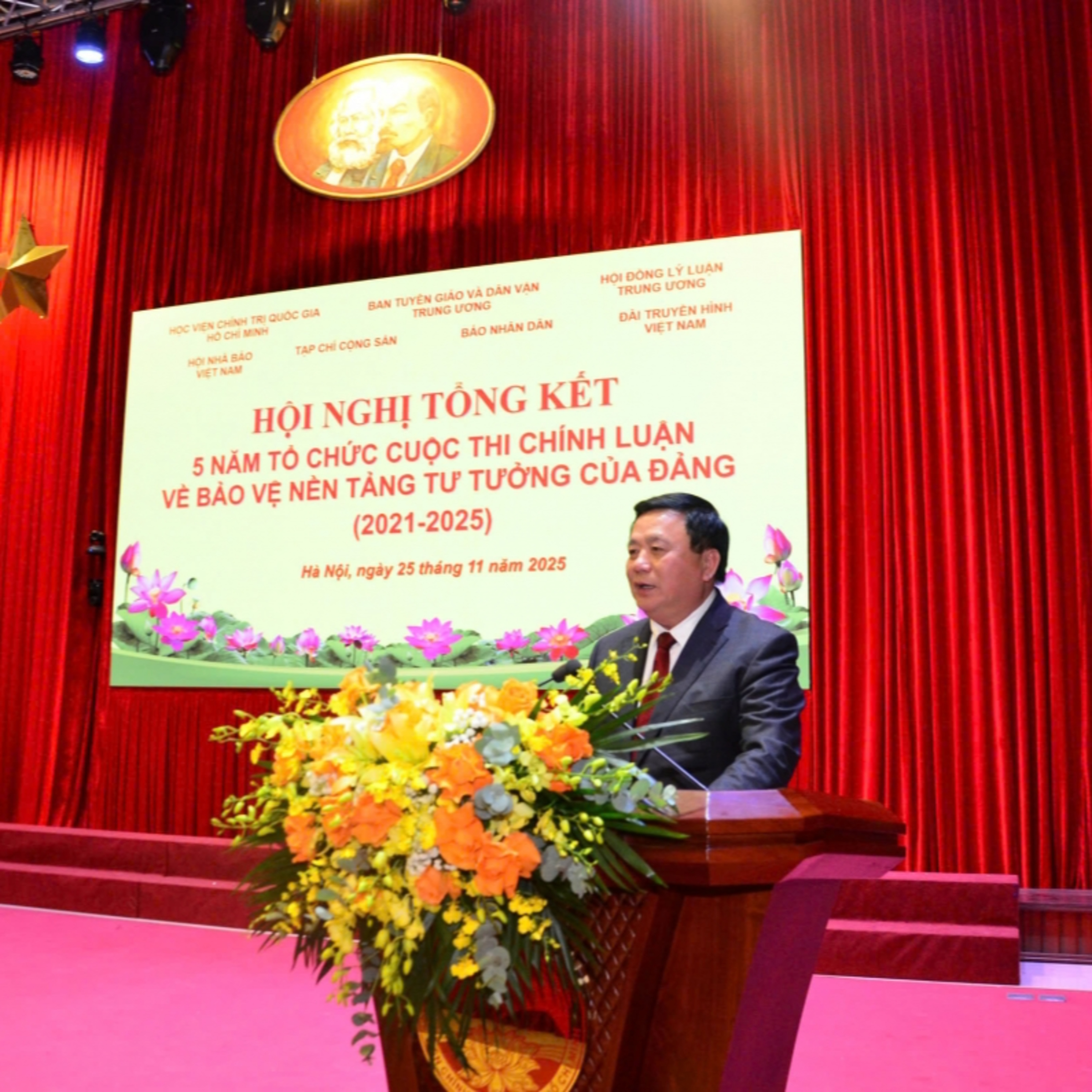 Tin trong nước - Tổng kết 5 năm tổ chức Cuộc thi chính luận về bảo vệ nền tảng tư tưởng của Đảng (2021-2025)