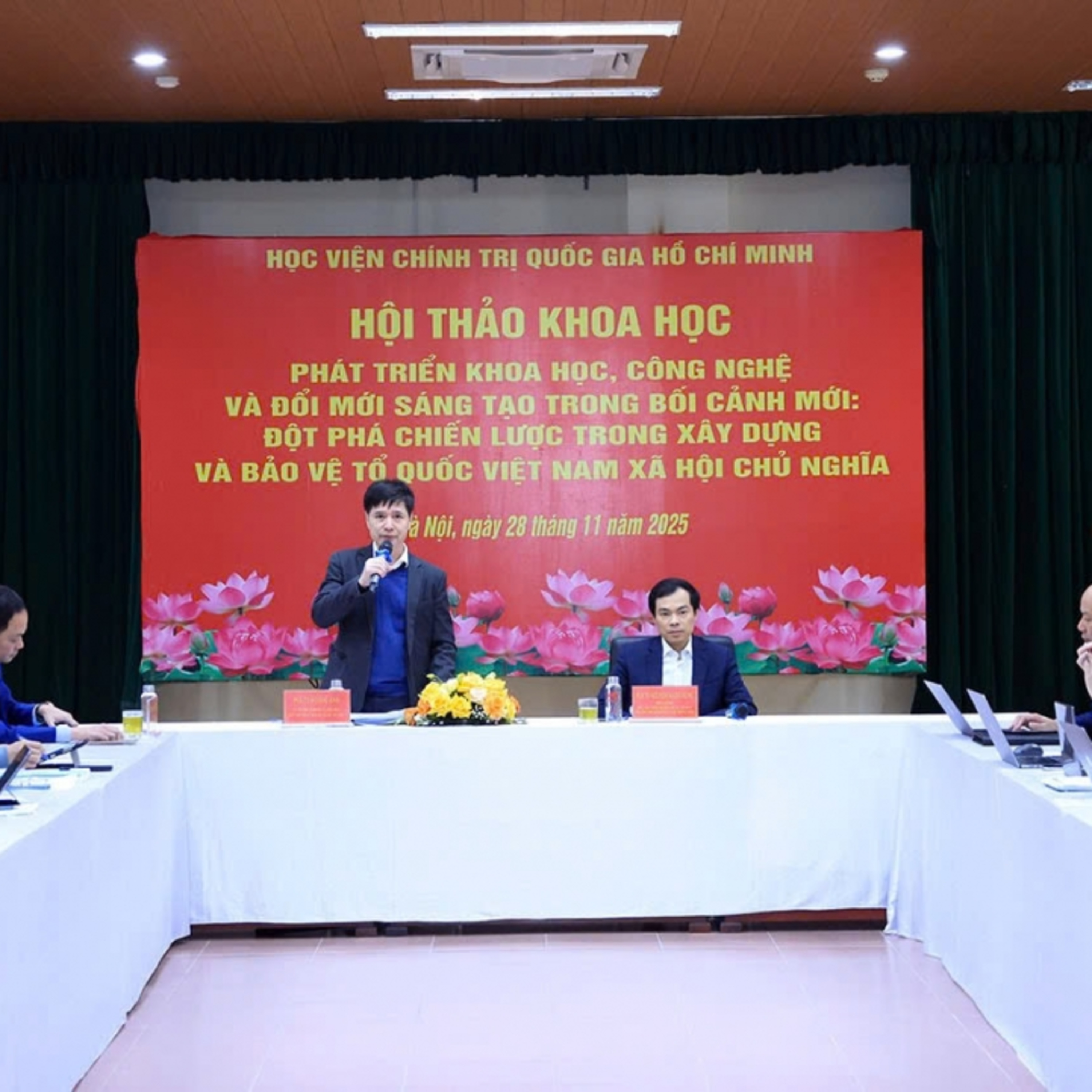 Tin trong nước - Phát triển khoa học, công nghệ và đổi mới sáng tạo trong bối cảnh mới