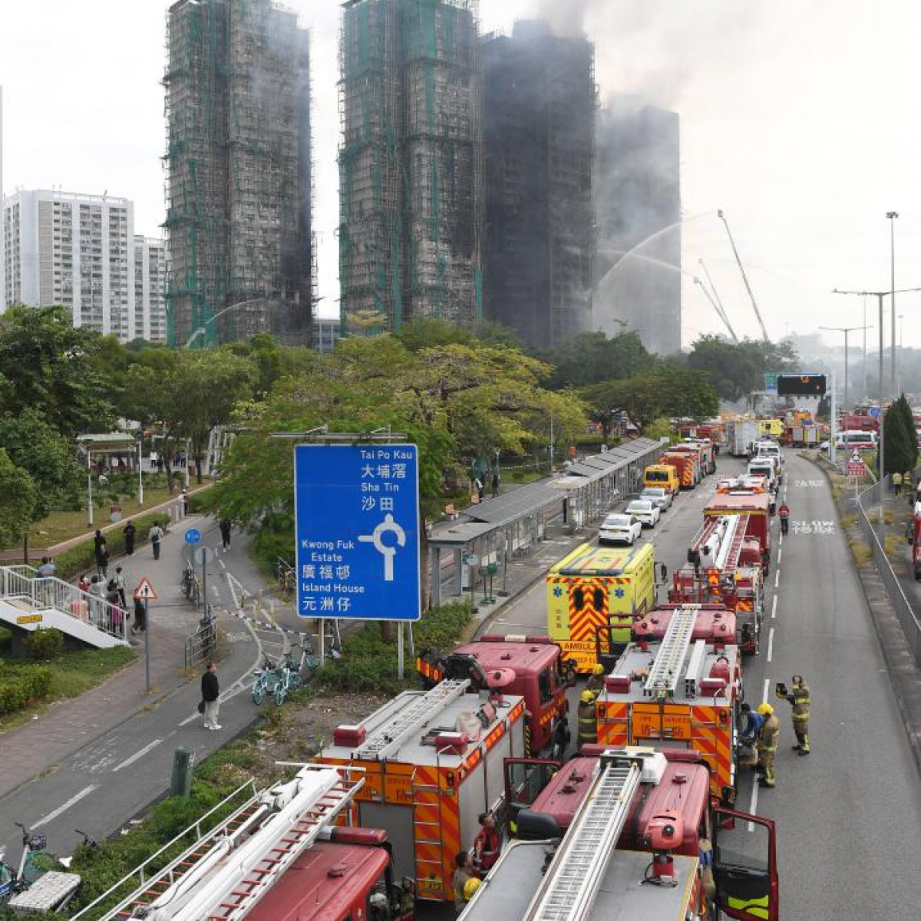 Tin quốc tế - 128 người thiệt mạng, Hong Kong bắt thêm 2 người liên quan vụ cháy Tin quốc tế - 128 người thiệt mạng, Hong Kong bắt thêm 2 người liên quan vụ cháy