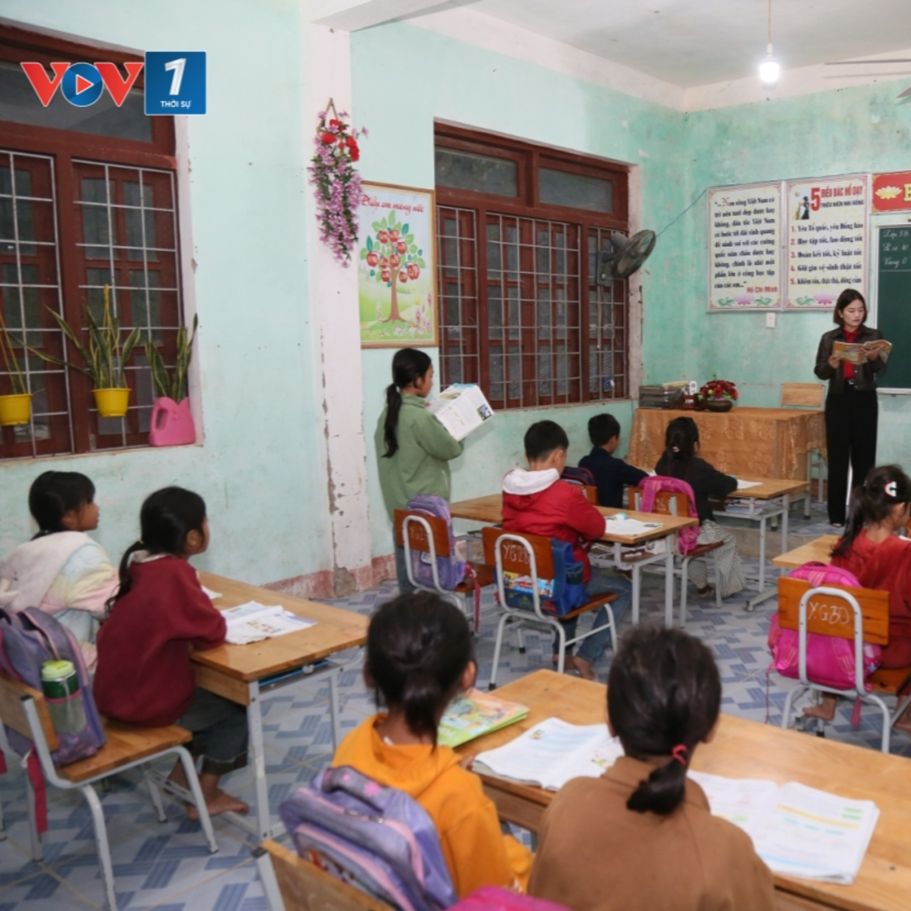 Tin trong nước - Quảng Trị thiếu khoảng 3.300 giáo viên nhưng vẫn phải tinh giản biên chế Tin trong nước - Quảng Trị thiếu khoảng 3.300 giáo viên nhưng vẫn phải tinh giản biên chế