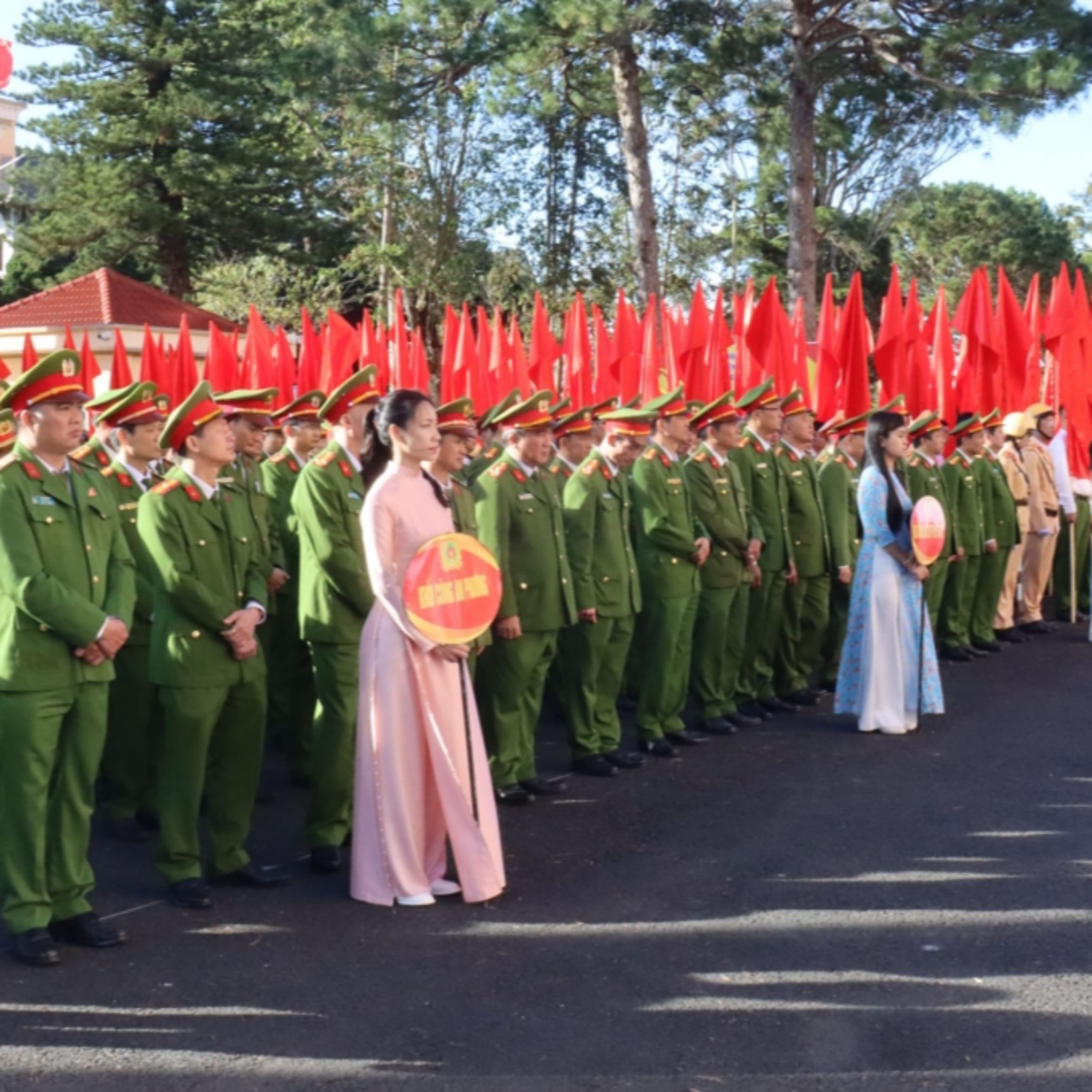 TIn trong nước - Lâm Đồng ra quân đợt cao điểm tấn công, trấn áp tội phạm TIn trong nước - Lâm Đồng ra quân đợt cao điểm tấn công, trấn áp tội phạm