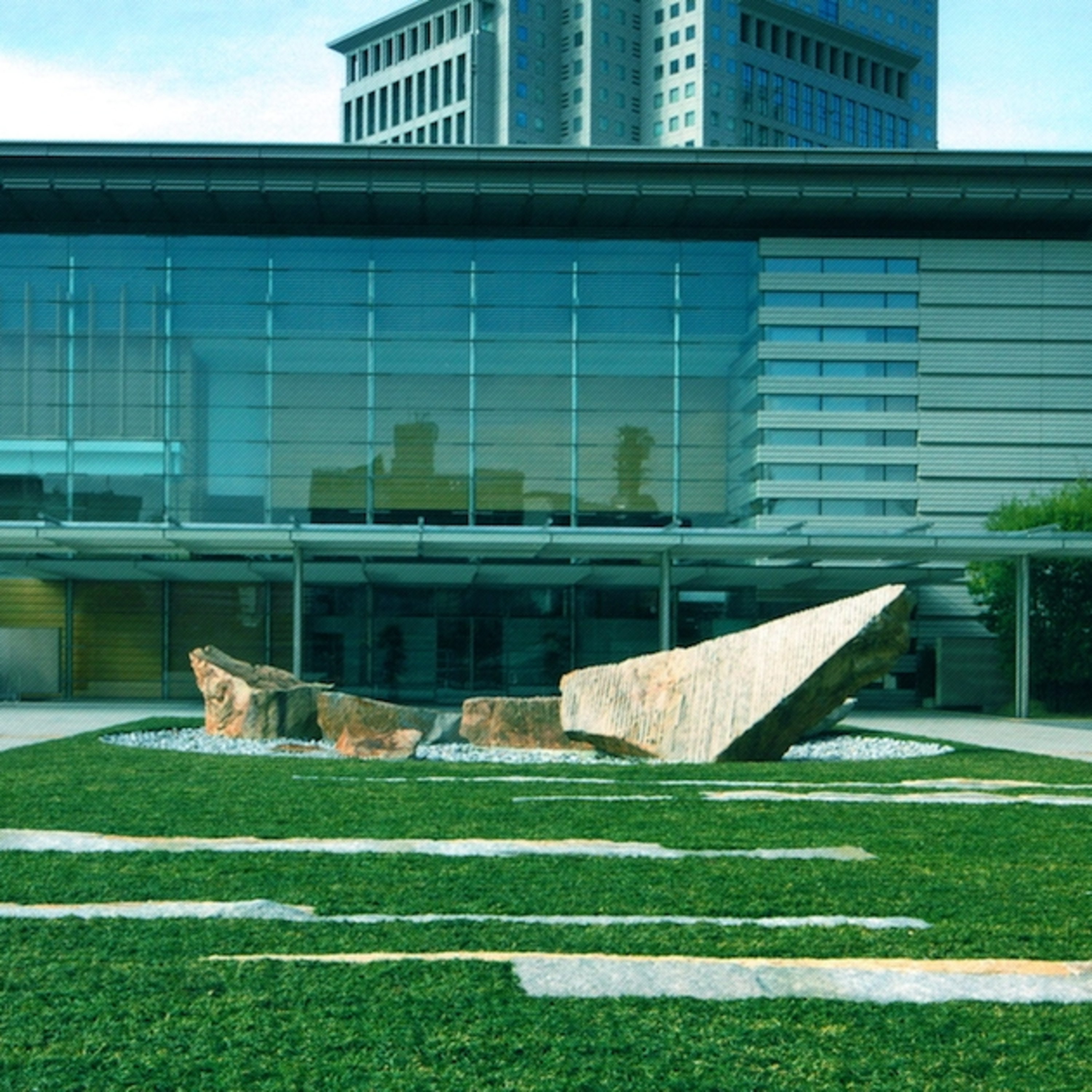 Tin quốc tế - Nhật Bản công bố gói viện trợ khẩn cấp dành cho Việt Nam Tin quốc tế - Nhật Bản công bố gói viện trợ khẩn cấp dành cho Việt Nam