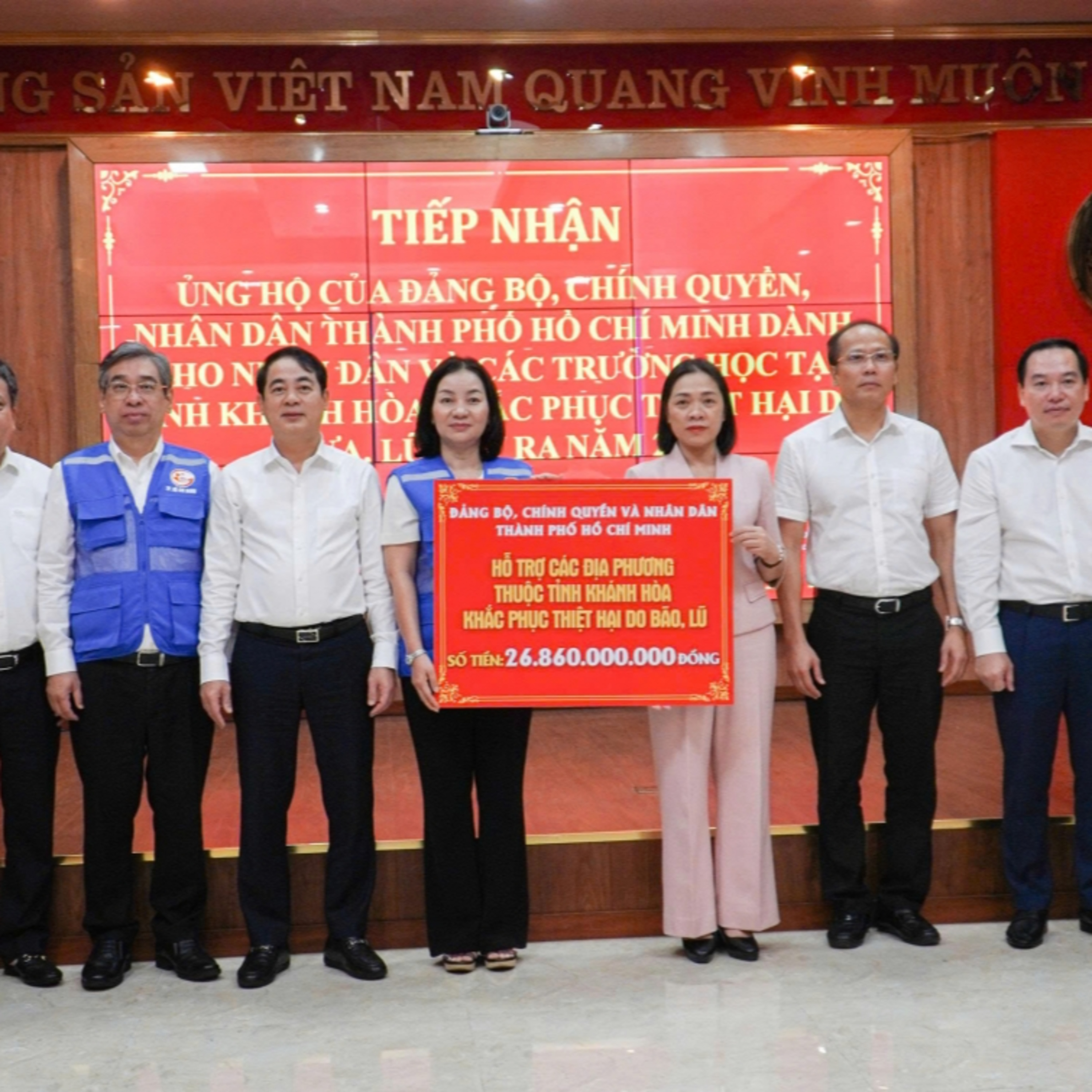 Tin trong nước - Thành phố Hồ Chí Minh tiếp tục hỗ trợ Khánh Hòa hơn 57 tỷ đồng khắc phục hậu quả lũ lụt Tin trong nước - Thành phố Hồ Chí Minh tiếp tục hỗ trợ Khánh Hòa hơn 57 tỷ đồng khắc phục hậu quả lũ lụt