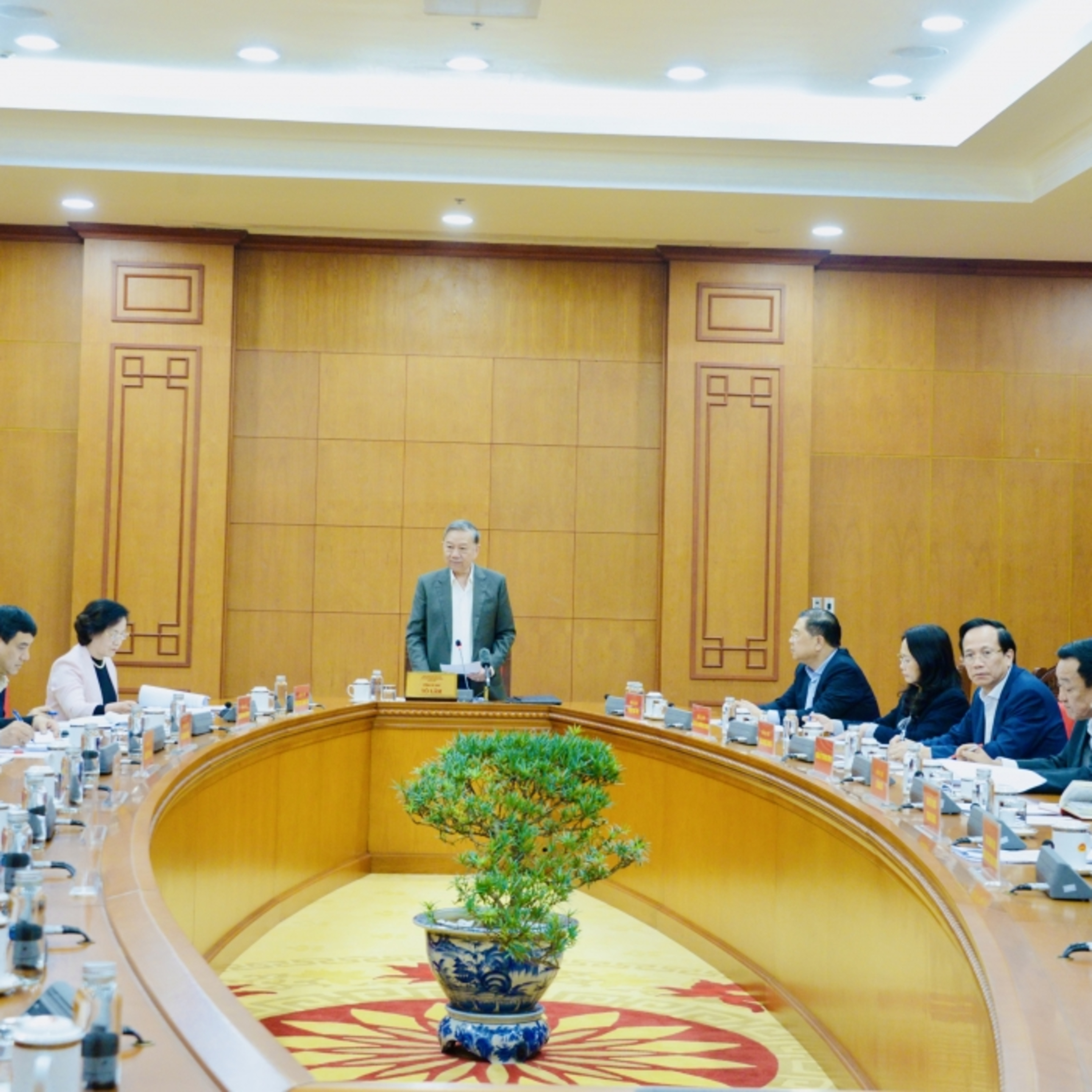 Tin trong nước - Tổng Bí thư Tô Lâm: Công tác người có công là nhiệm vụ chính trị thường xuyên Tin trong nước - Tổng Bí thư Tô Lâm: Công tác người có công là nhiệm vụ chính trị thường xuyên