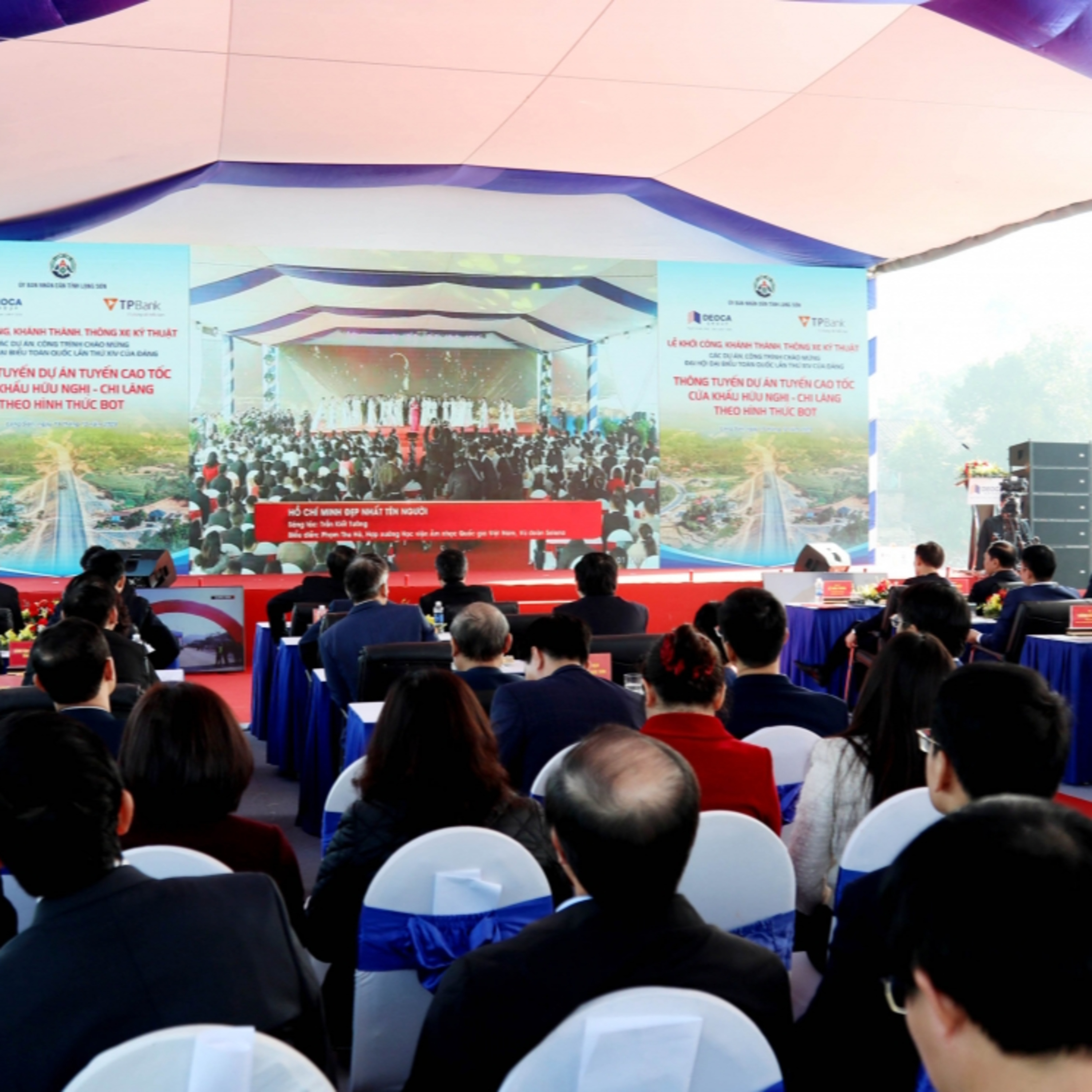 Tin trong nước - Thông tuyến dự án cao tốc cửa khẩu Hữu Nghị - Chi Lăng tại Lạng Sơn Tin trong nước - Thông tuyến dự án cao tốc cửa khẩu Hữu Nghị - Chi Lăng tại Lạng Sơn