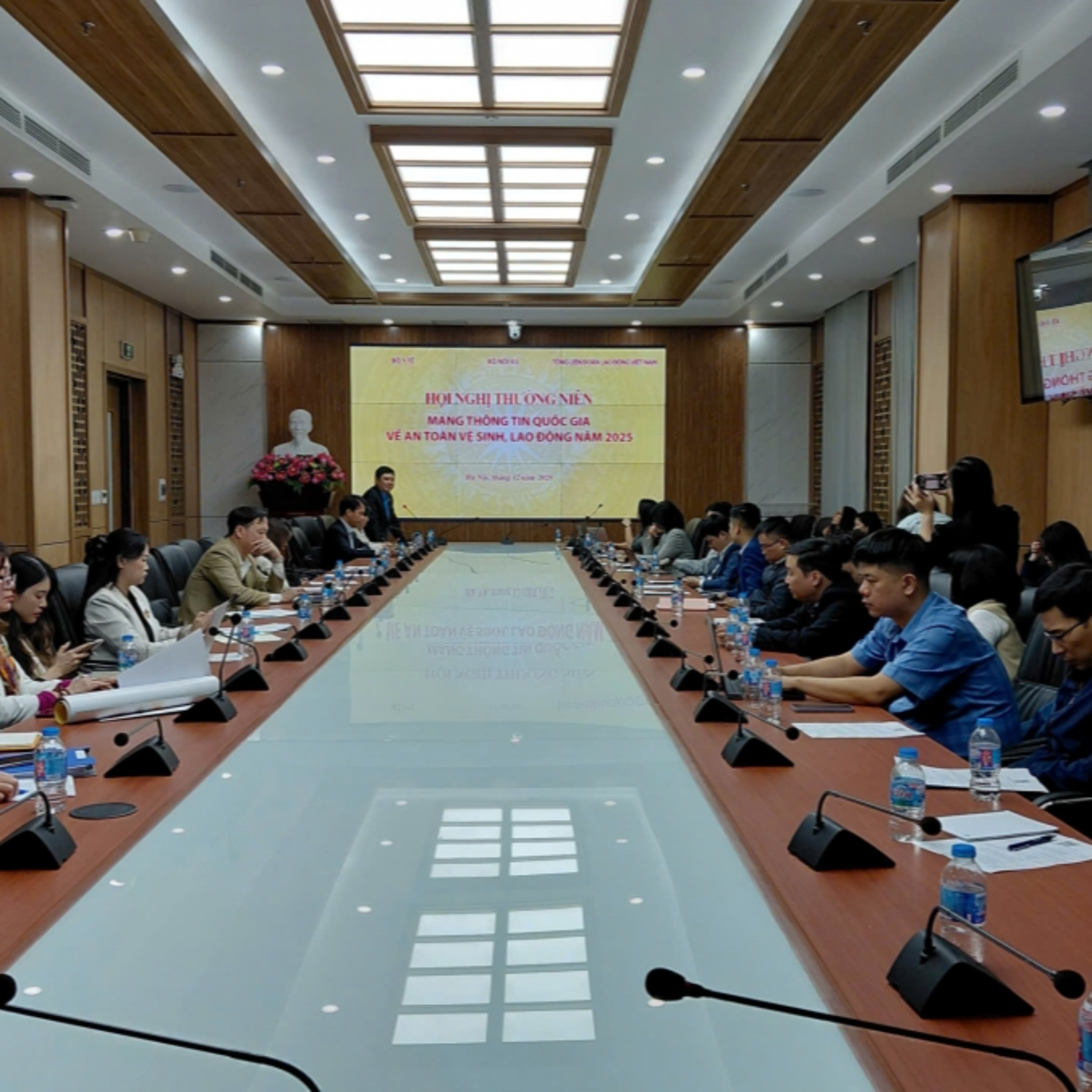 Tin trong nước - Ứng dụng trí tuệ nhân tạo trong an toàn, vệ sinh lao động: yêu cầu cấp thiết