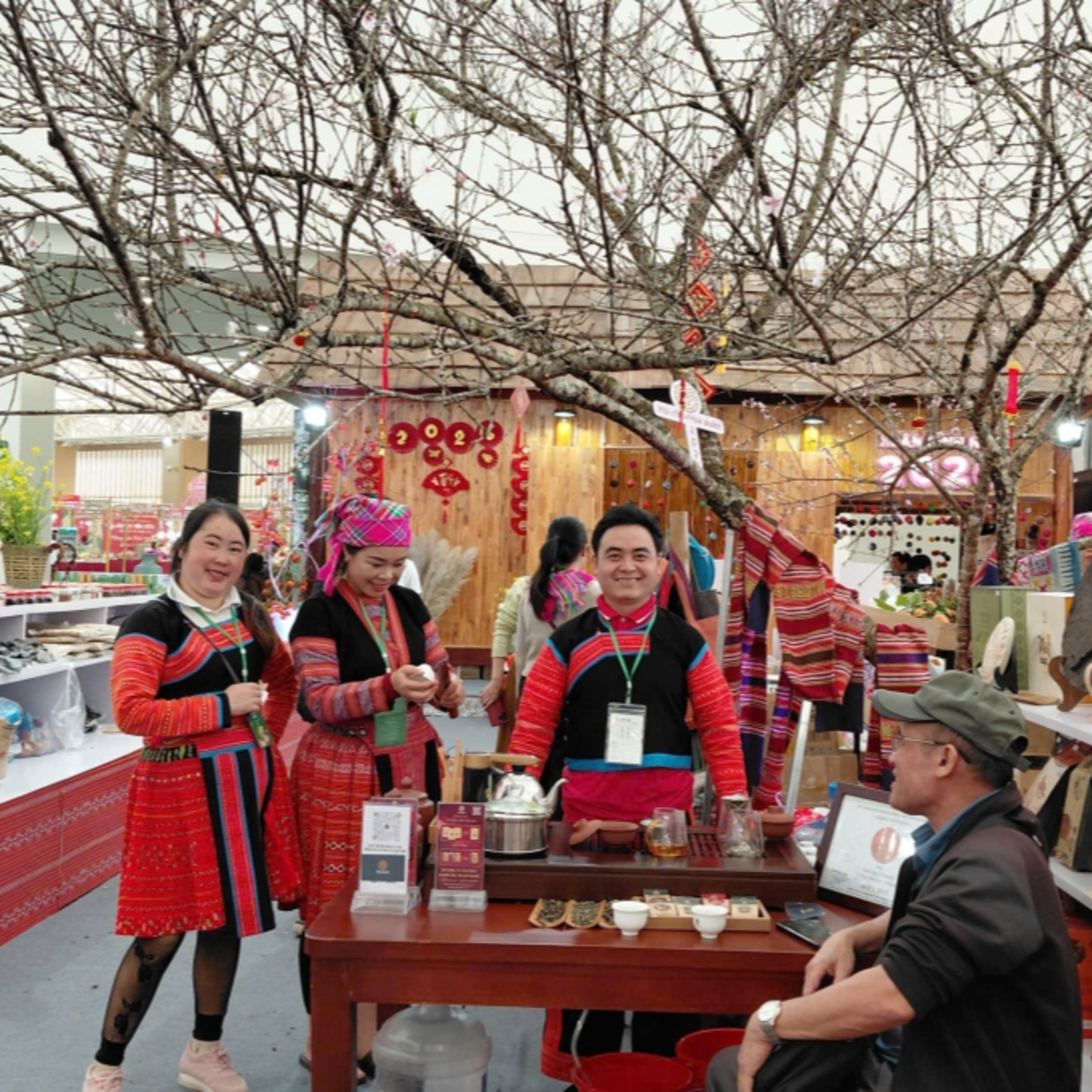 Tin trong nước - Doanh nghiệp nâng cao hình ảnh văn hóa tại hội chợ mùa Xuân