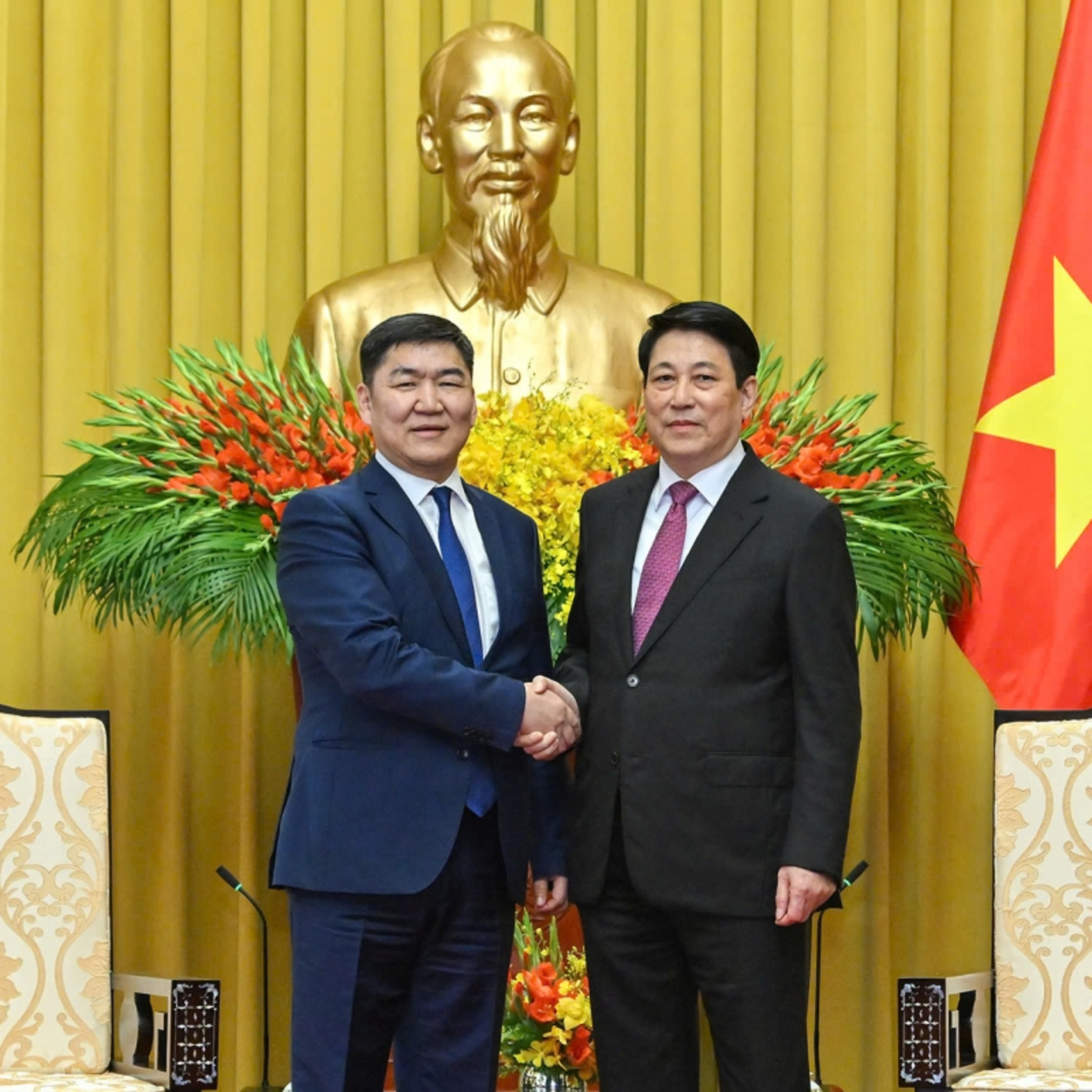 Tin trong nước - Chủ tịch nước Lương Cường tiếp Chánh án Tòa án tối cao Mông Cổ Ganzorig Damdin