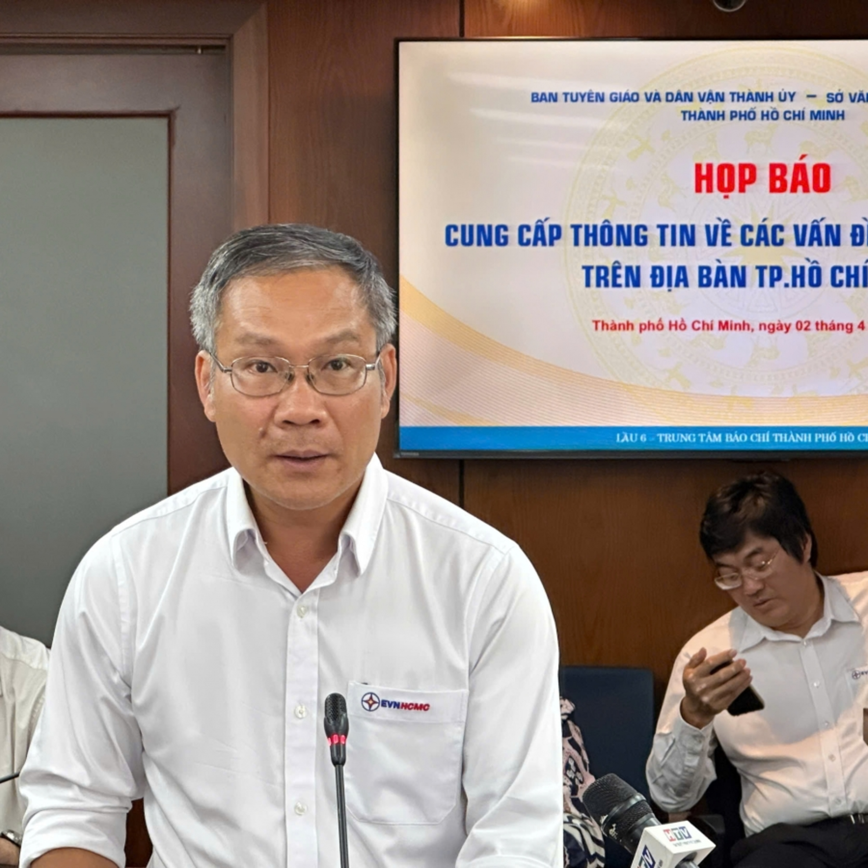 Tin Đời sống & Xã hội - Ngành điện TP.HCM lý giải nguyên nhân hóa đơn điện bất ngờ tăng cao