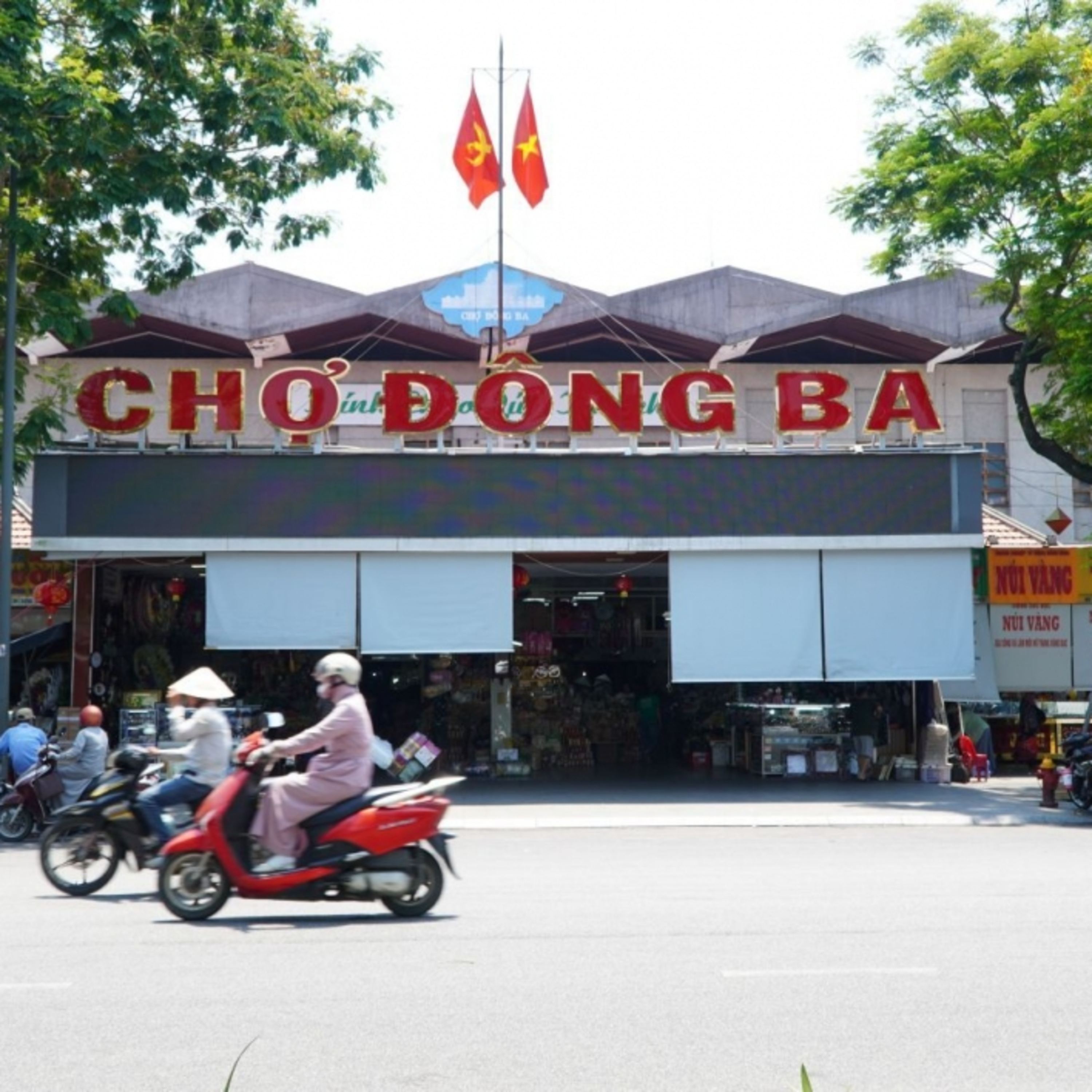 Tin Đời sống & Xã hội - Nắng nóng làm đảo lộn cuộc sống và sinh hoạt của người dân cố đô Huế
