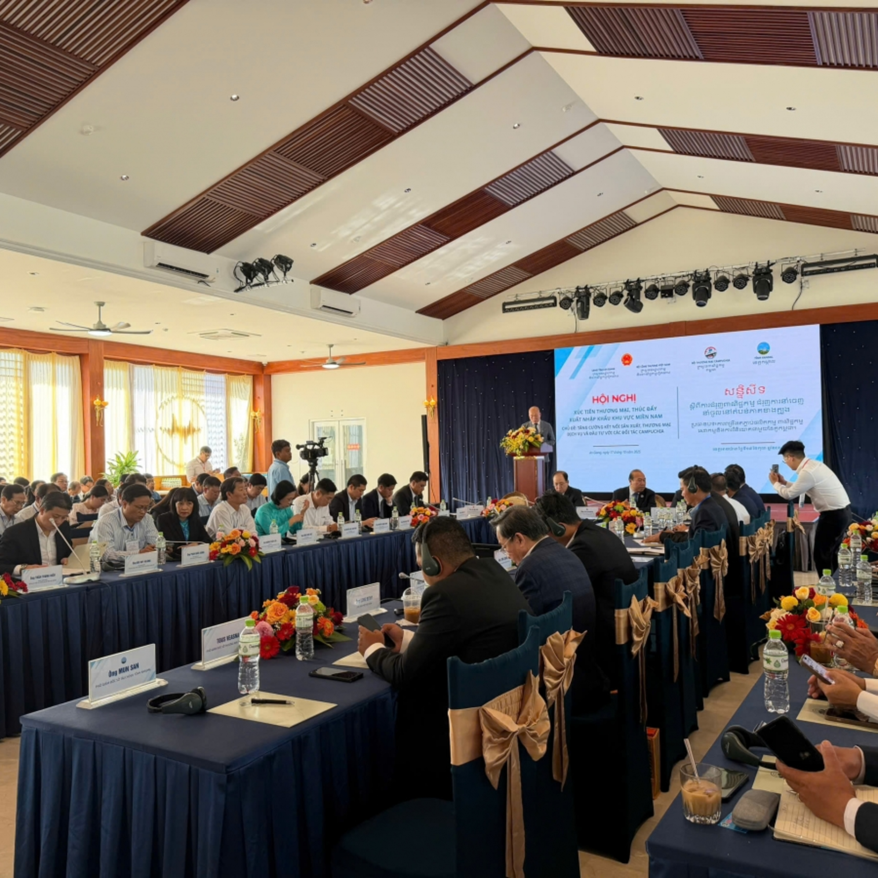 Tin Kinh tế - Xúc tiến thương mại, thúc đẩy xuất nhập khẩu Việt Nam- Campuchia