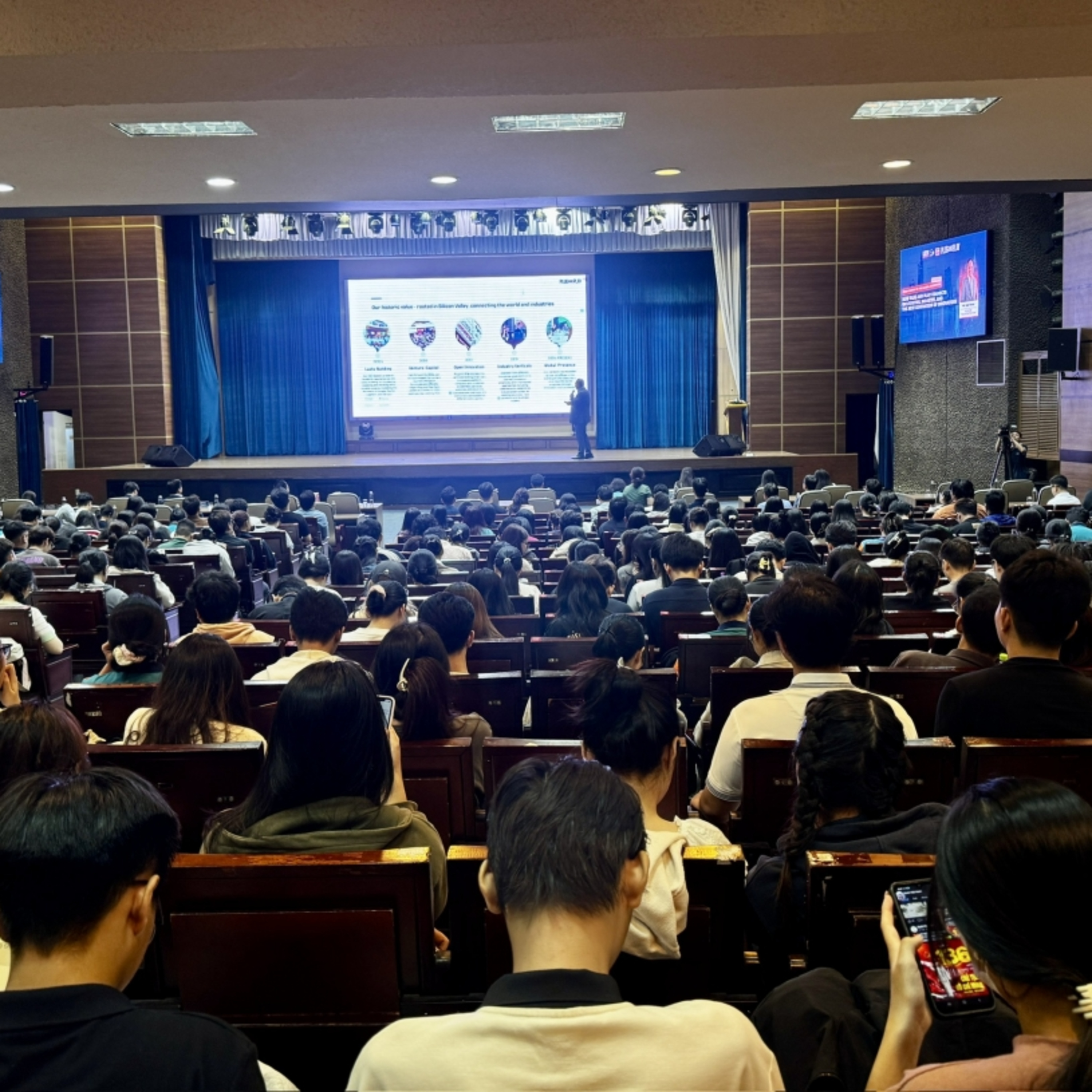 Tin Kinh tế -Kết nối hệ sinh thái đổi mới sáng tạo “From Vietnam to Silicon Valley” mở ra nhiều cơ hội