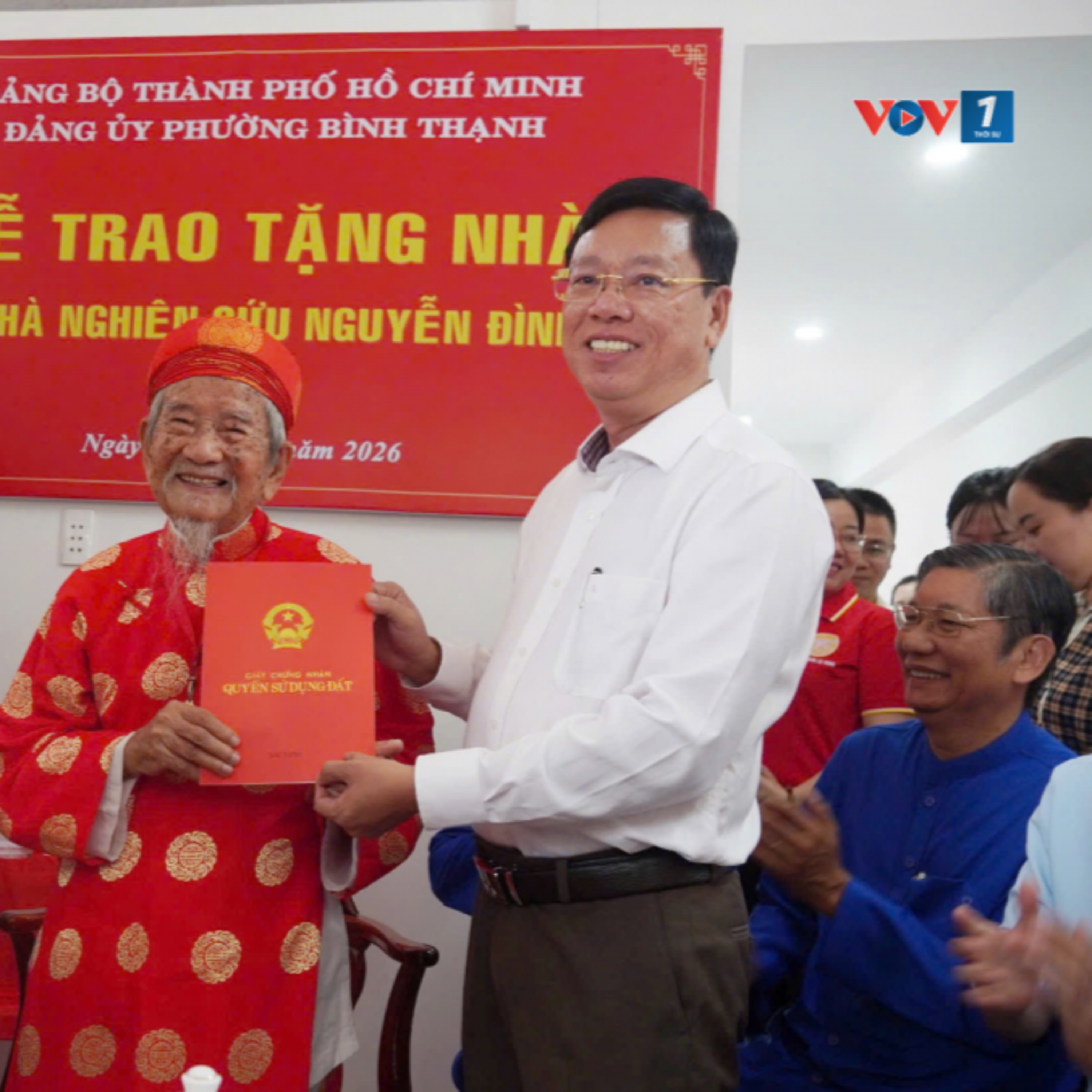 Tin Đời sống & Xã hội - TP.HCM trao tặng căn hộ cho nhà nghiên cứu 106 tuổi Nguyễn Đình Tư